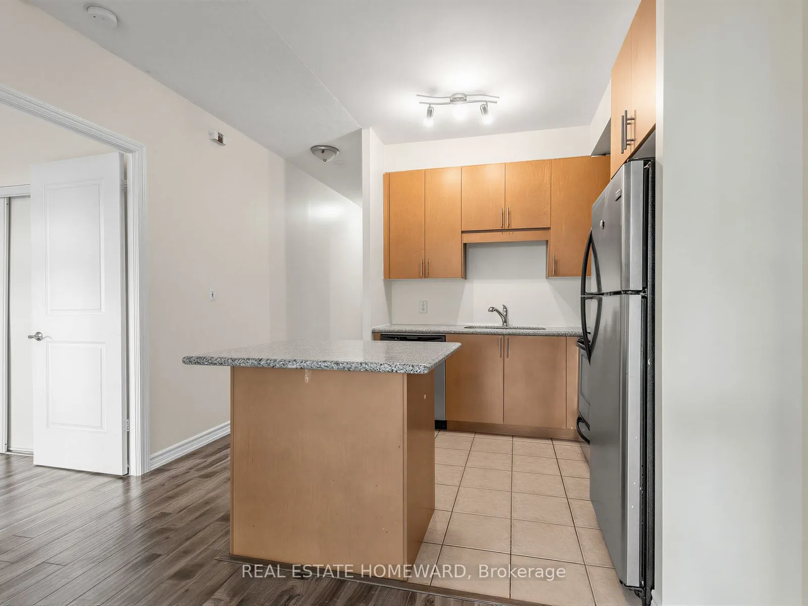 133 Wynford Drive #402