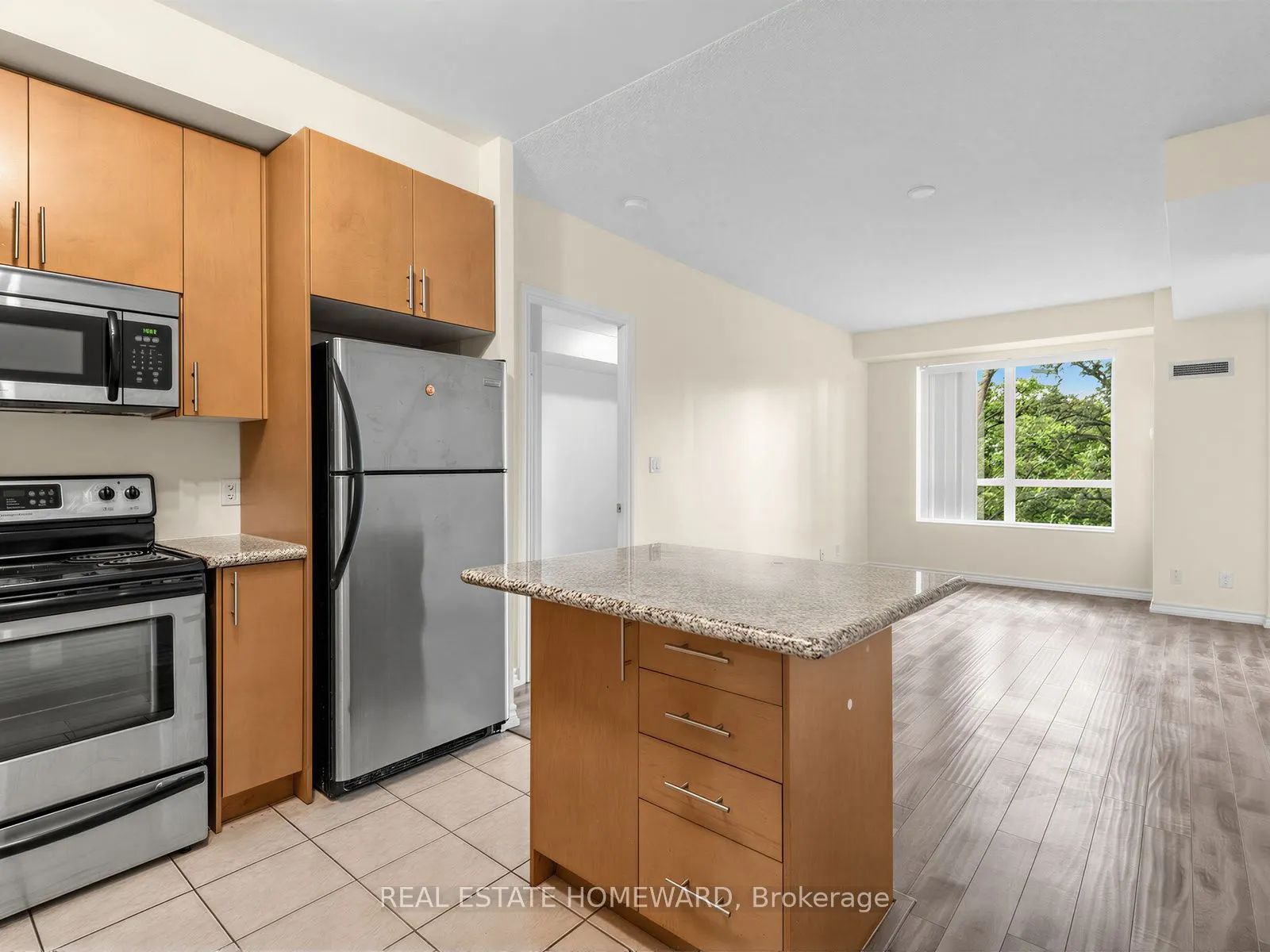 133 Wynford Drive #402