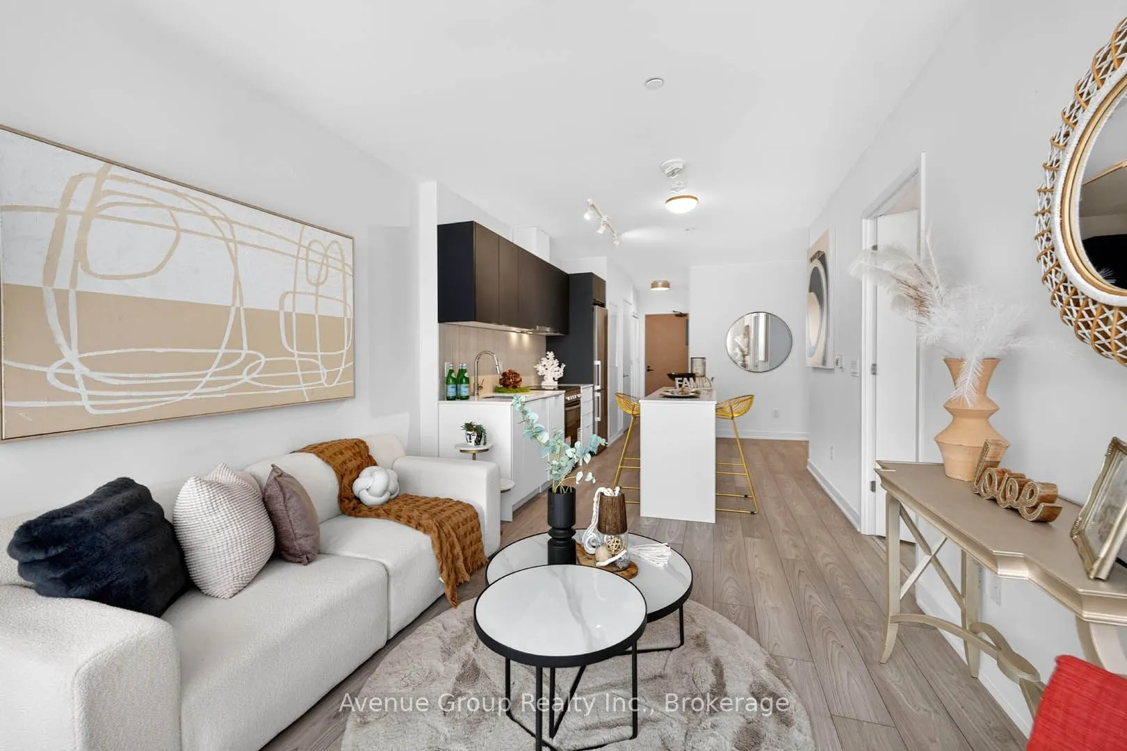 8 Tippett Road #616