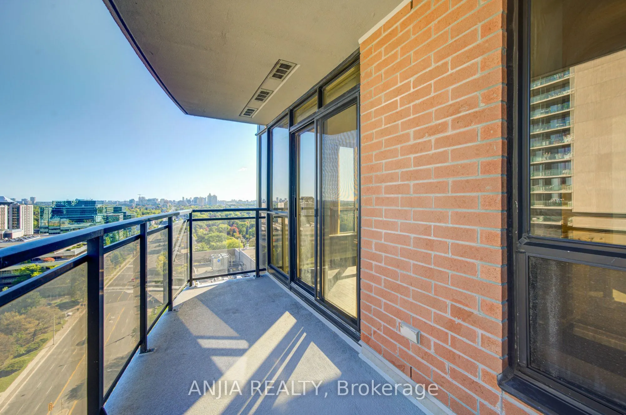 -33 Sheppard Avenue E #2010