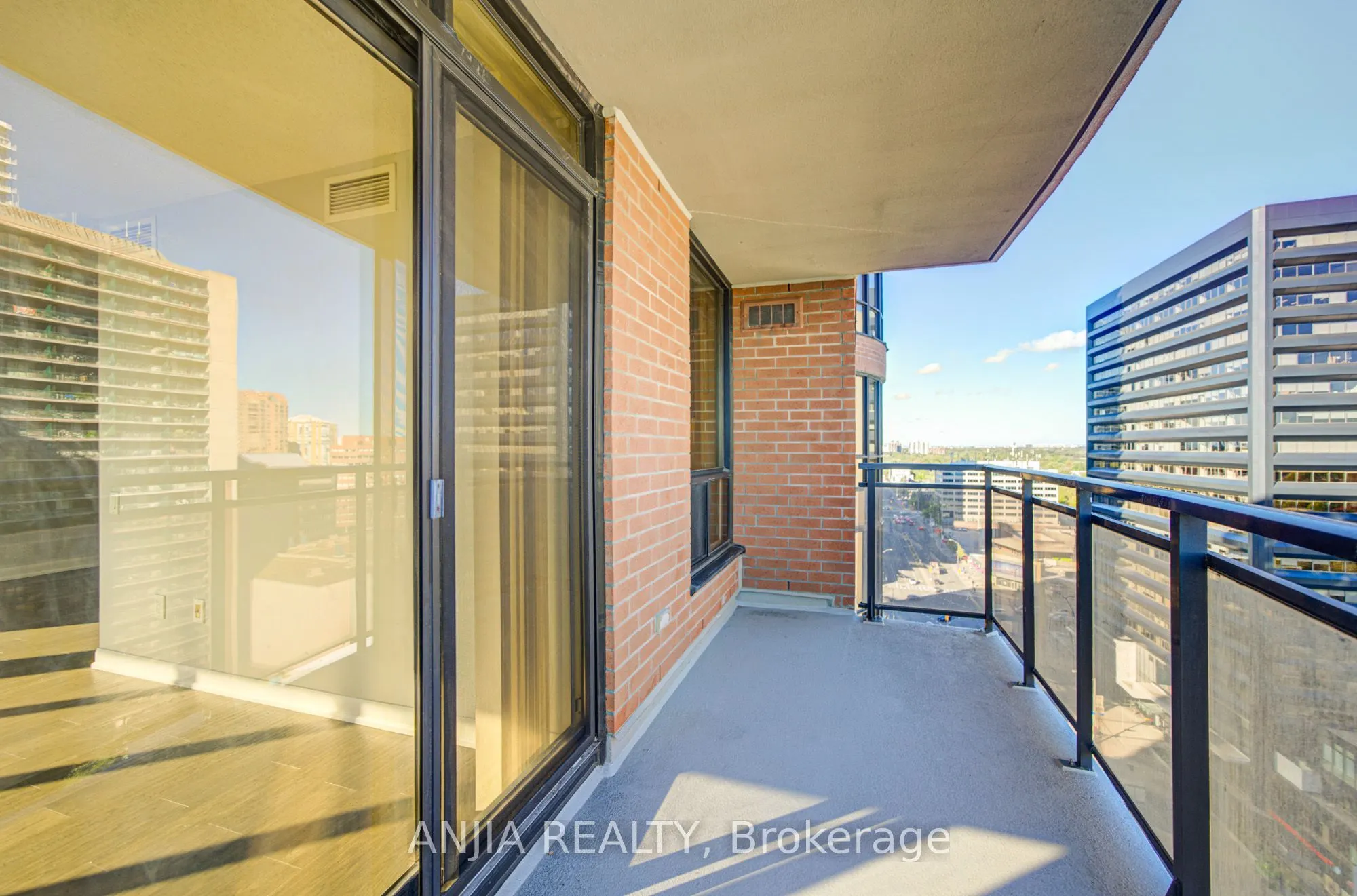 -33 Sheppard Avenue E #2010