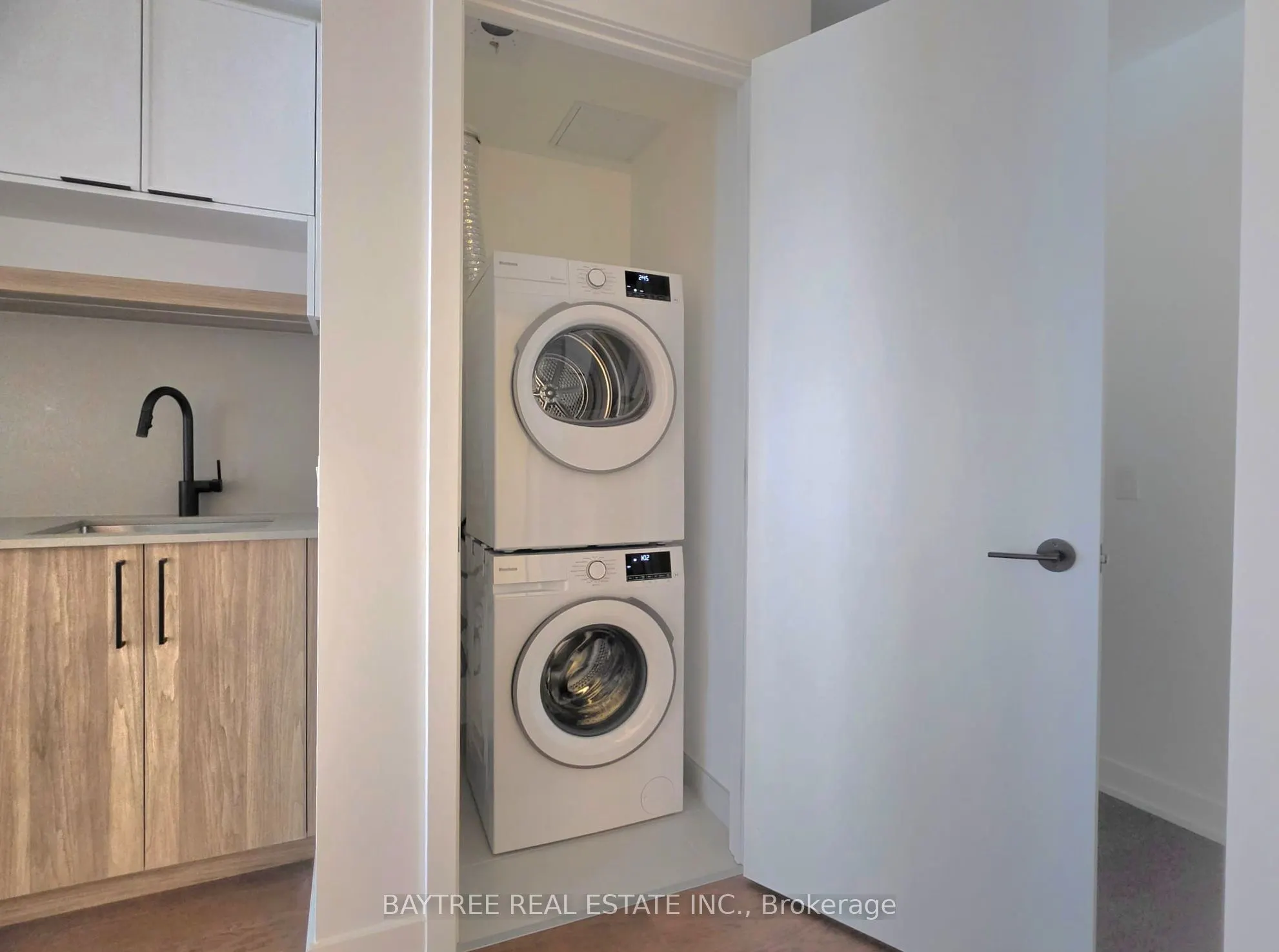 89 Montclair Avenue #1515