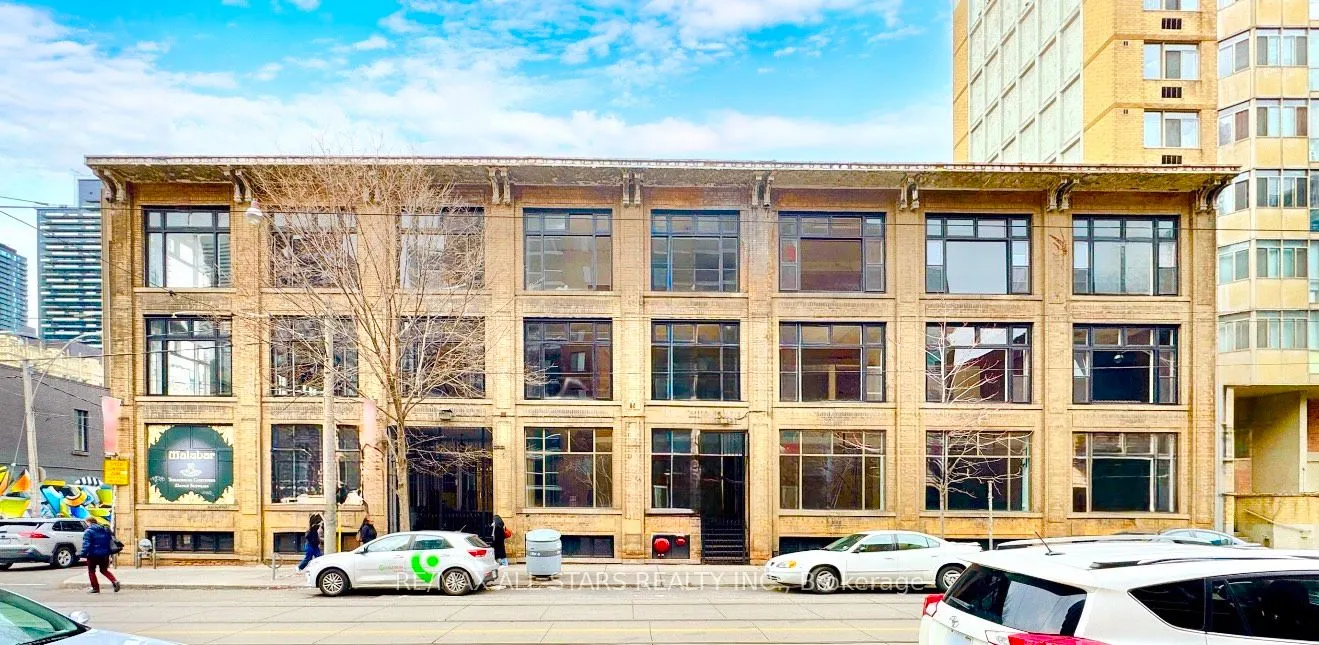 14 Mccaul Street #B101