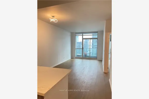 219 Fort York Boulevard #2506