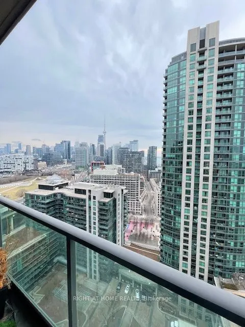 219 Fort York Boulevard #2506