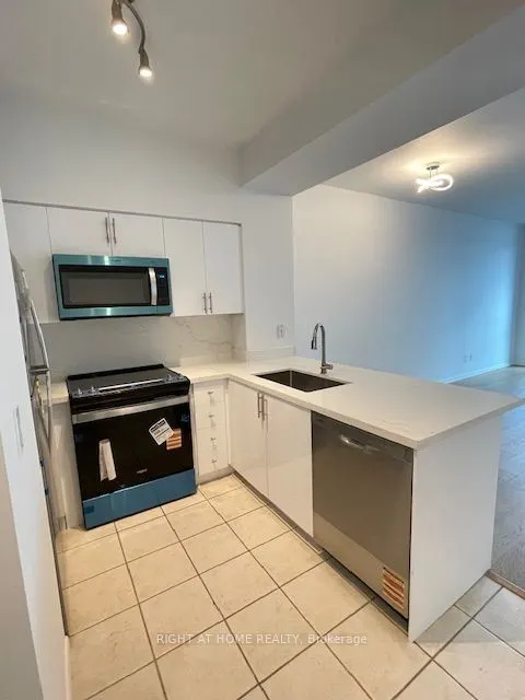 219 Fort York Boulevard #2506