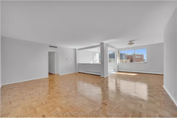 9 Deer Park Crescent #401