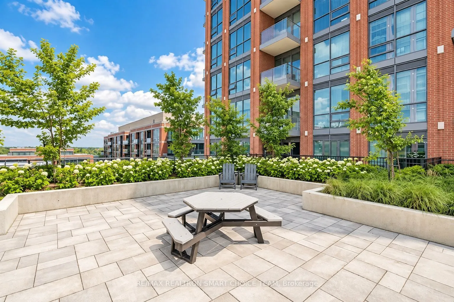 31 Tippett Road #427
