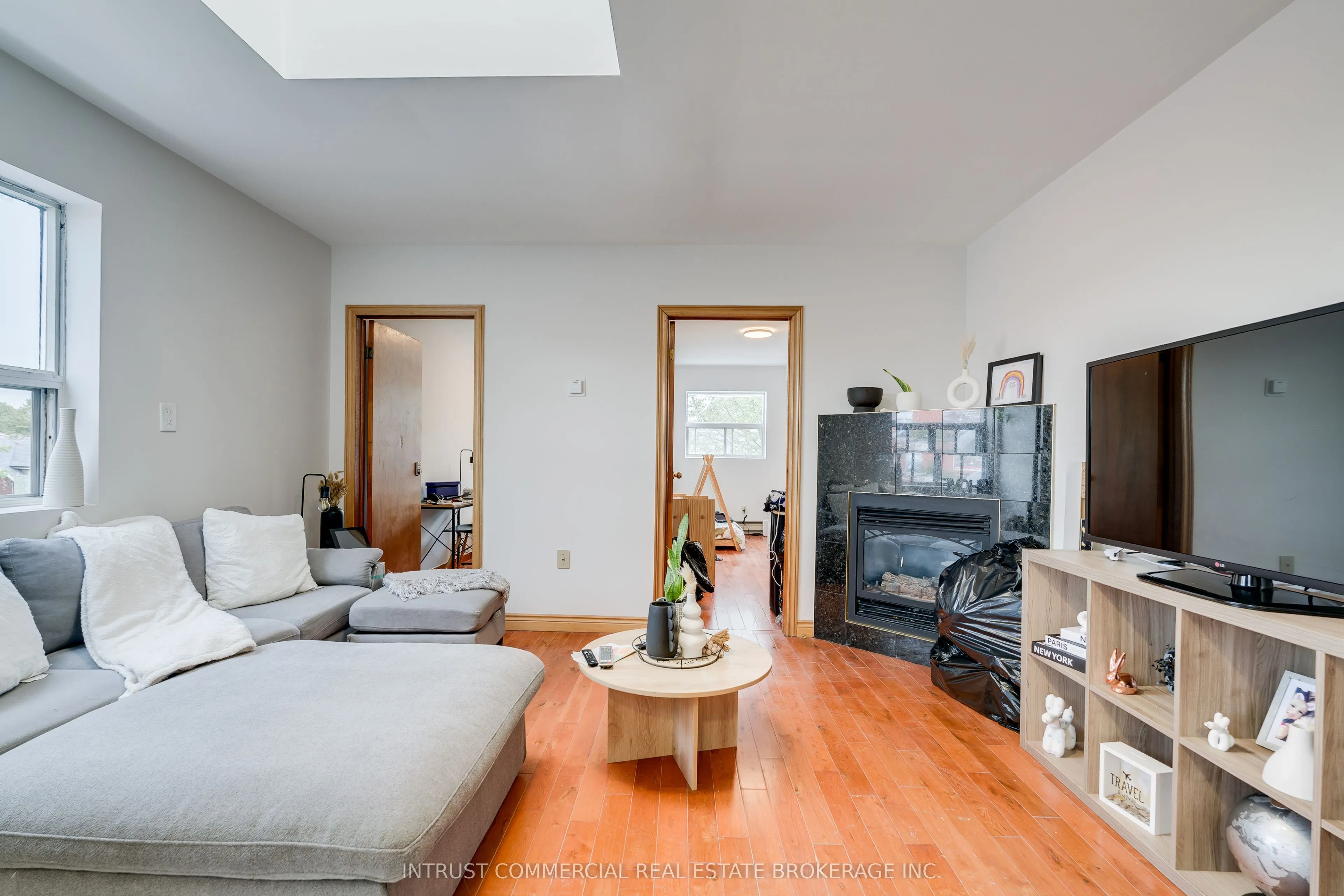 3263 Yonge Street