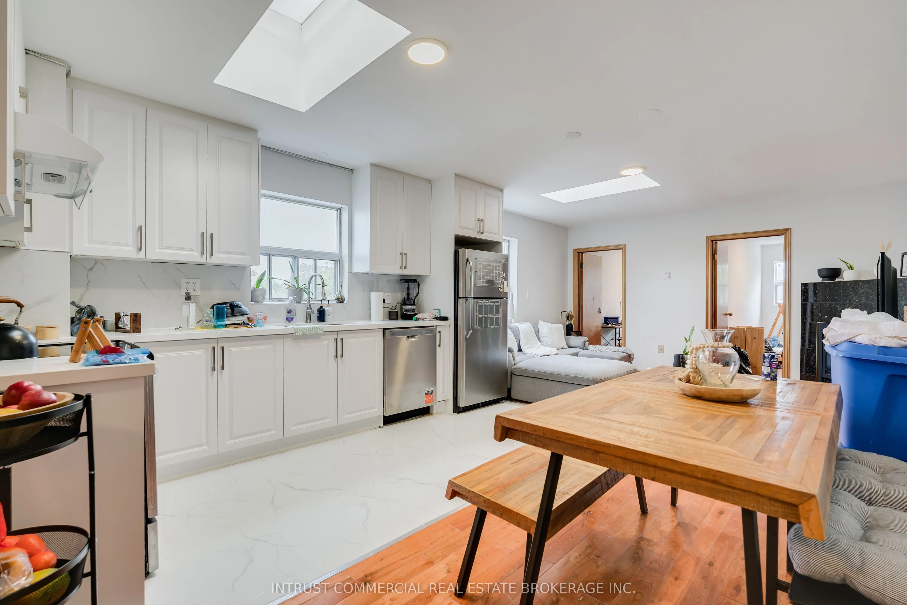 3263 Yonge Street
