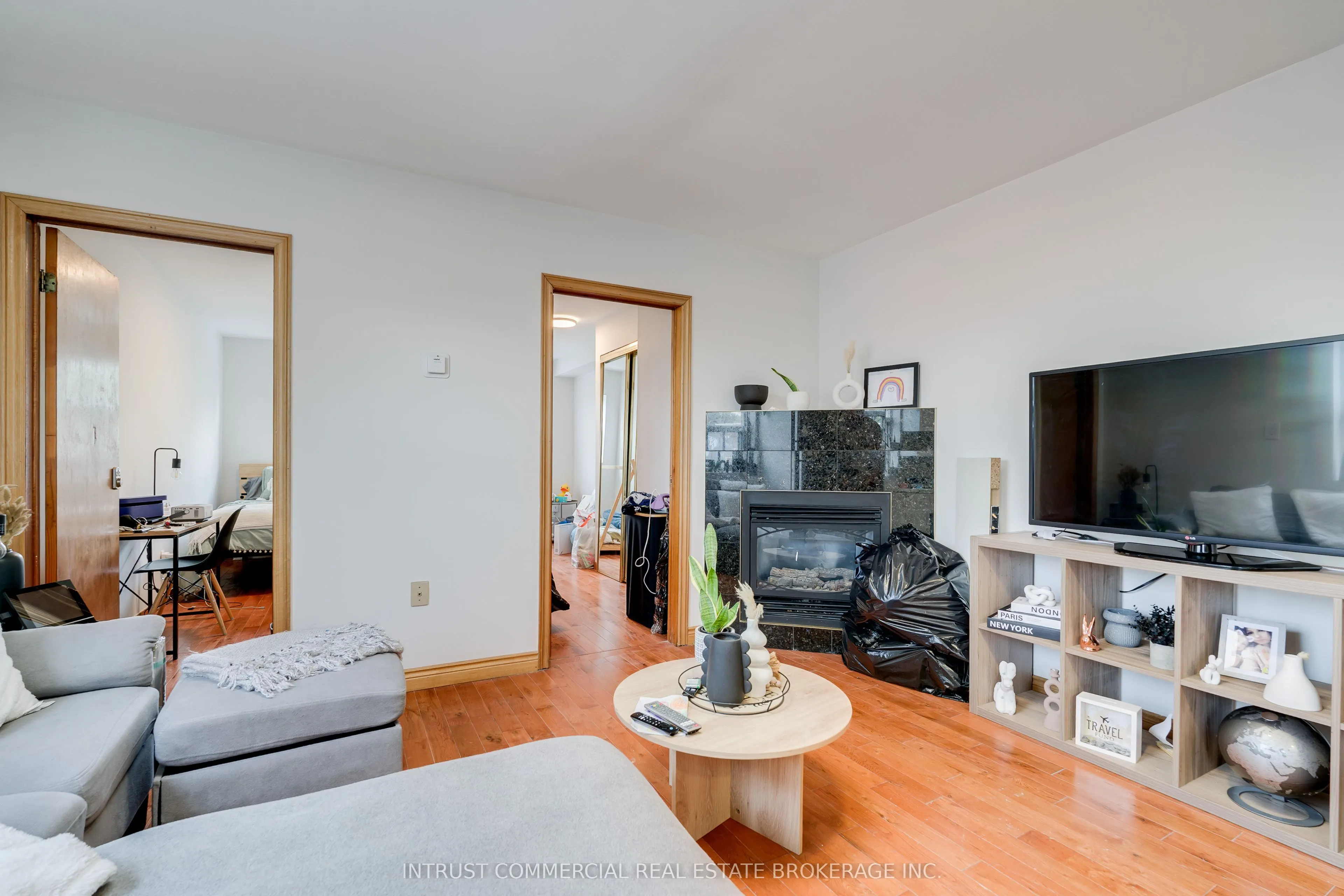 3263 Yonge Street