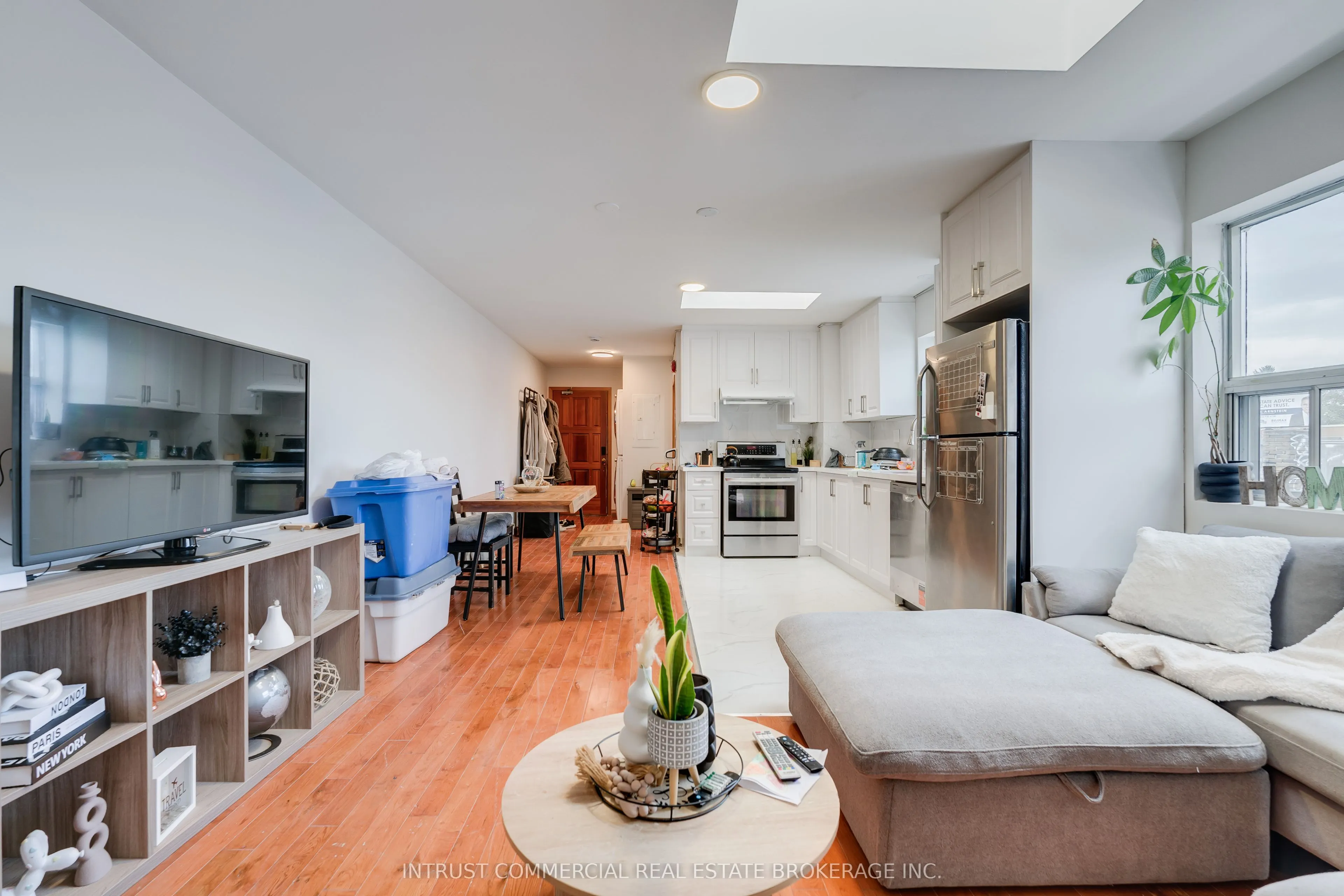 3263 Yonge Street