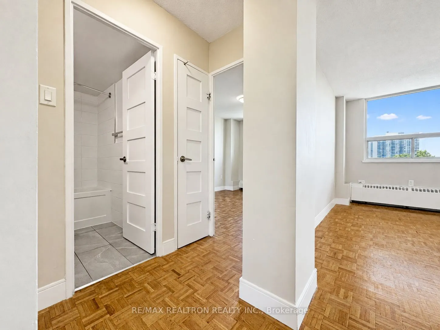 1500 Bathurst Street #907