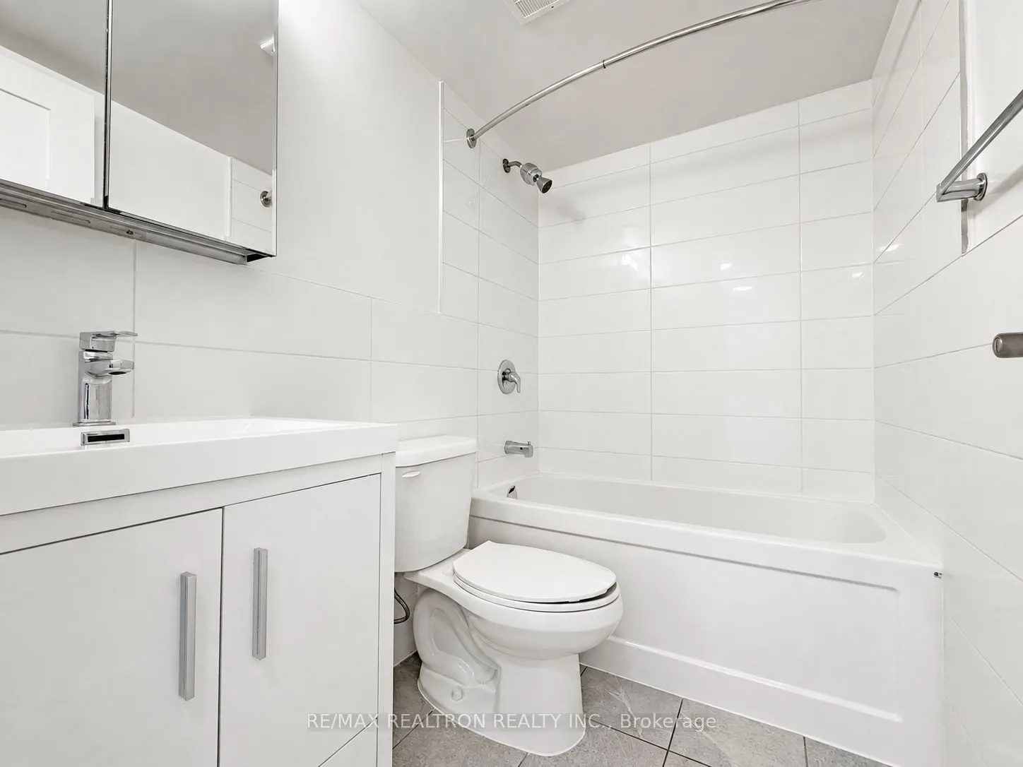 1500 Bathurst Street #907