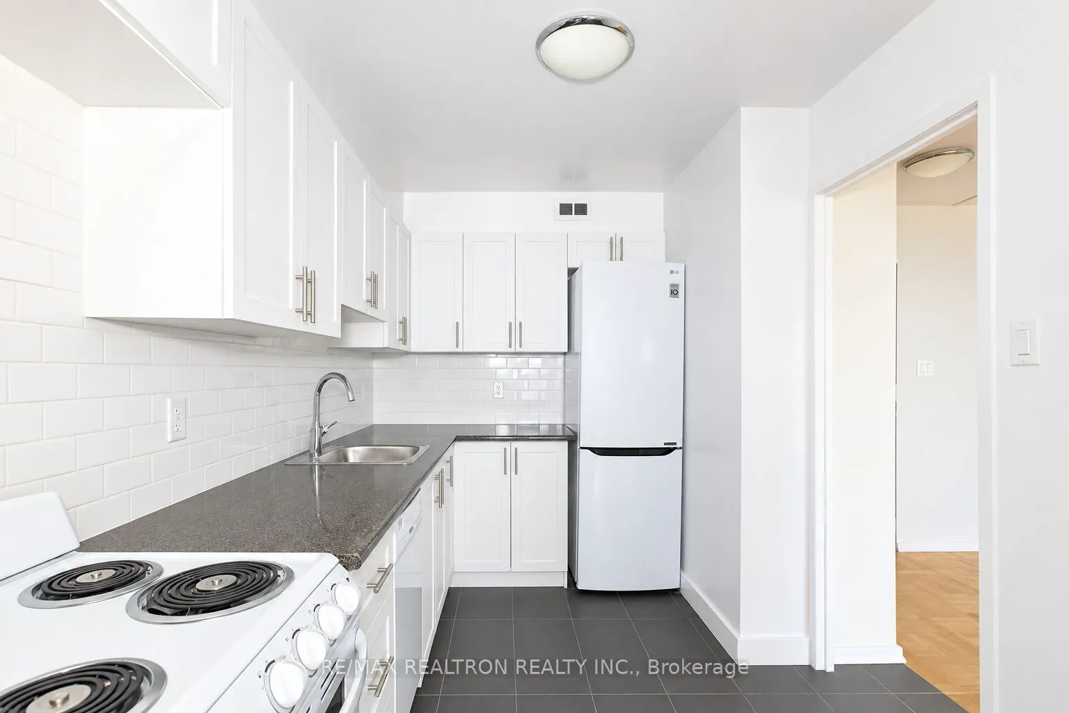 6200 Bathurst Street #1008