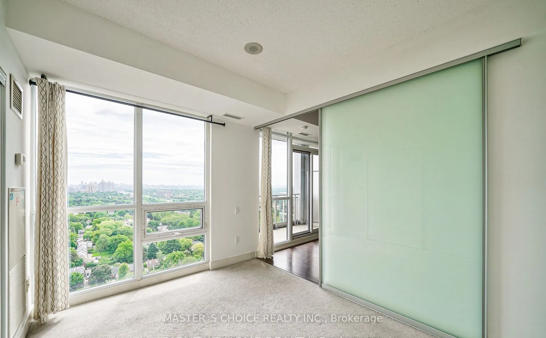 23 Sheppard Avenue E #2707