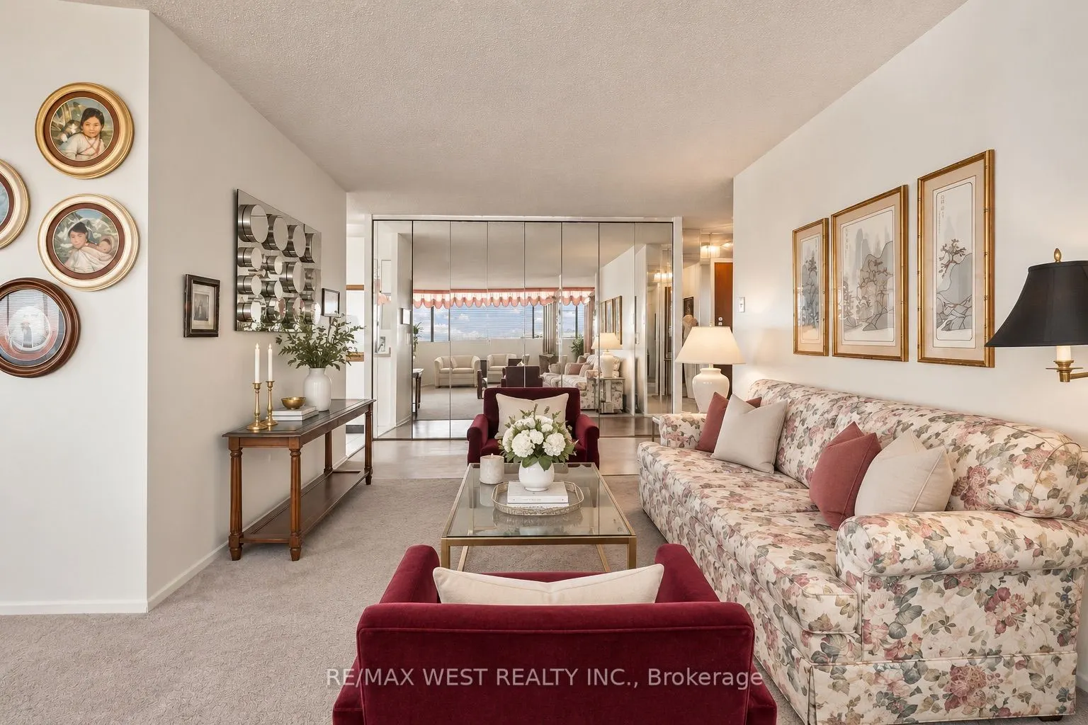 80 Antibes Drive #2702