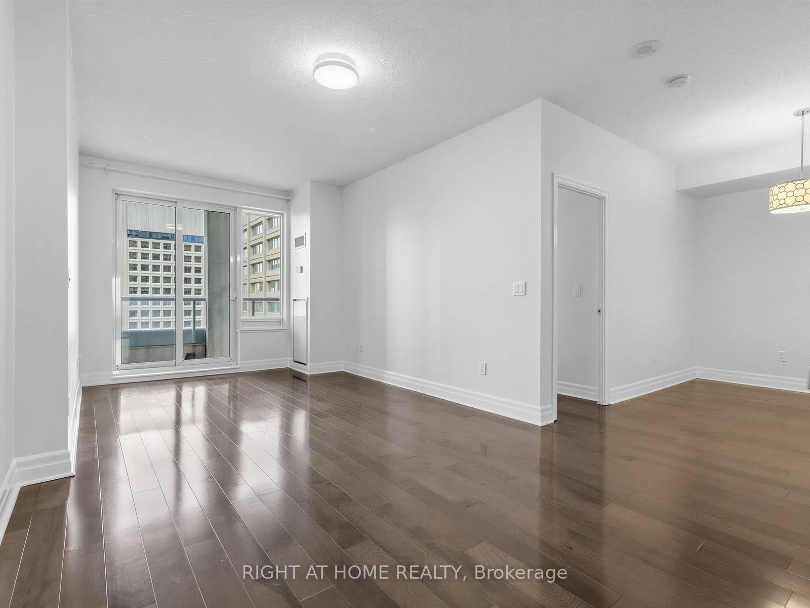 35 Balmuto Street #1810