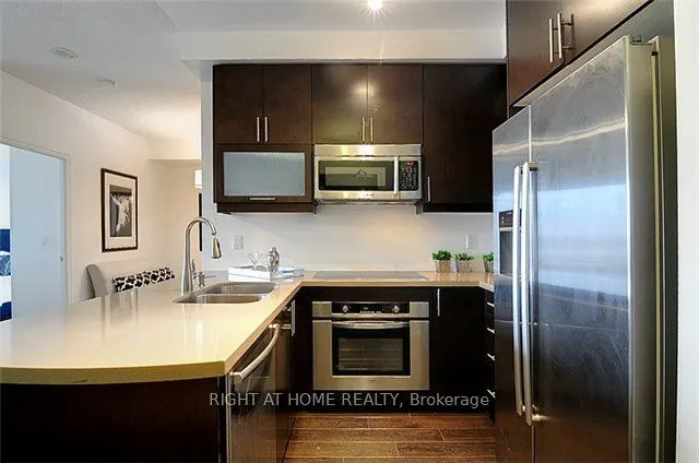35 Balmuto Street #1810