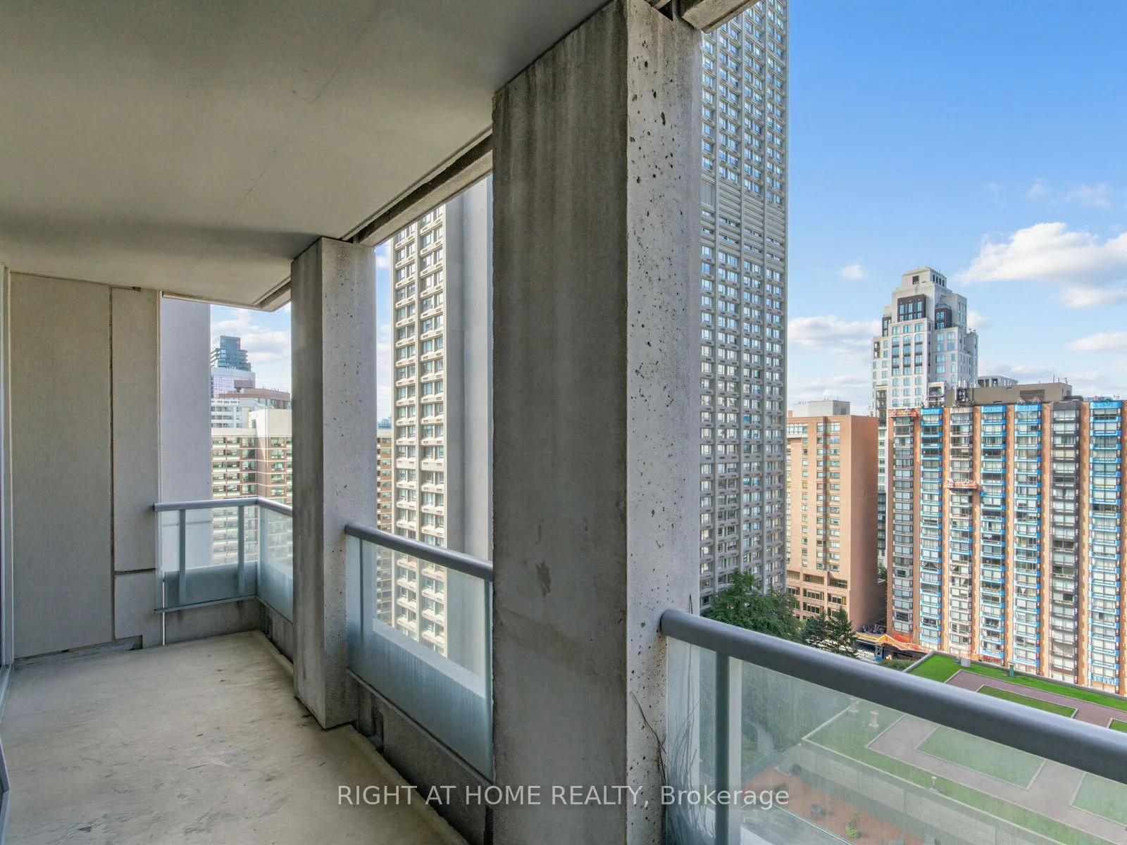 35 Balmuto Street #1810