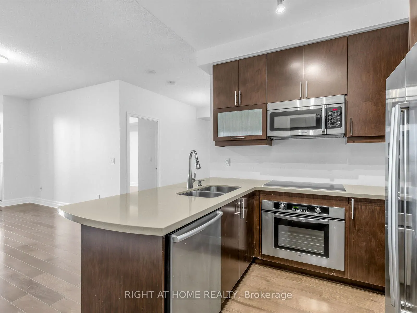 35 Balmuto Street #1810