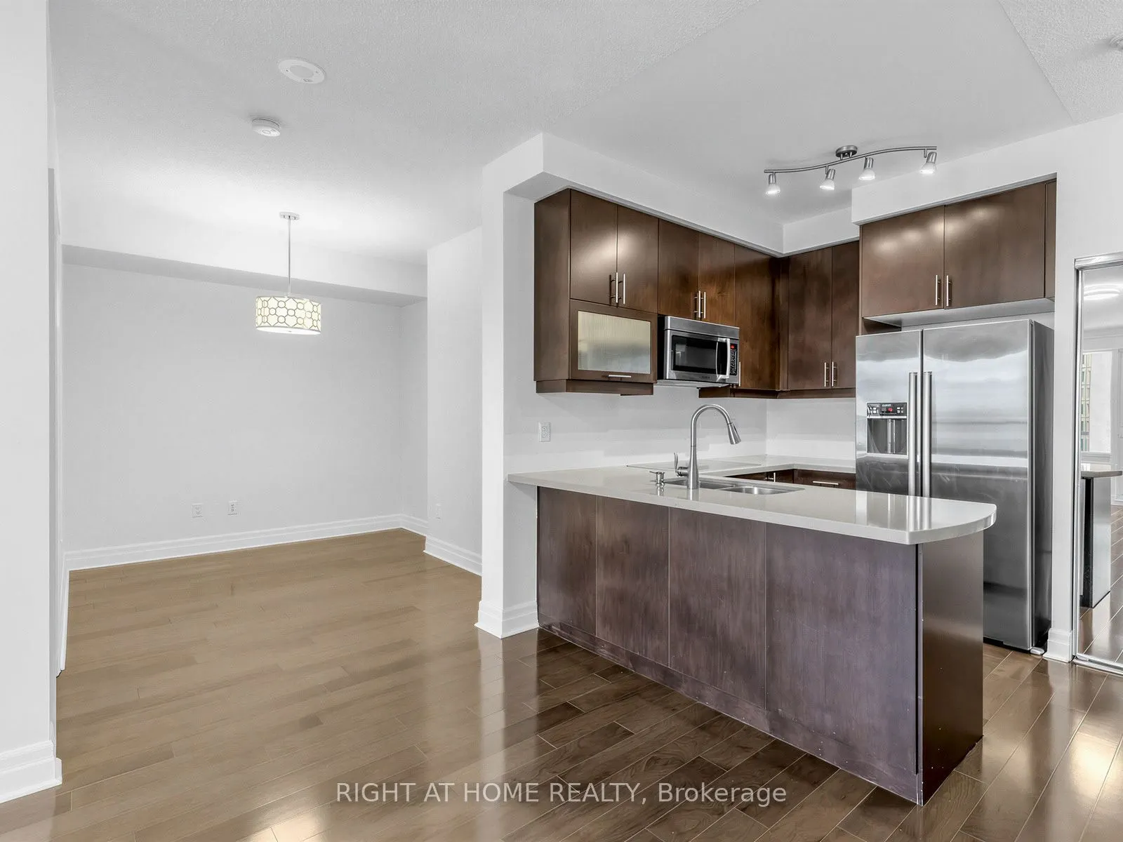 35 Balmuto Street #1810
