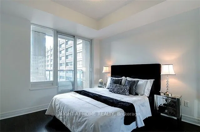 35 Balmuto Street #1810