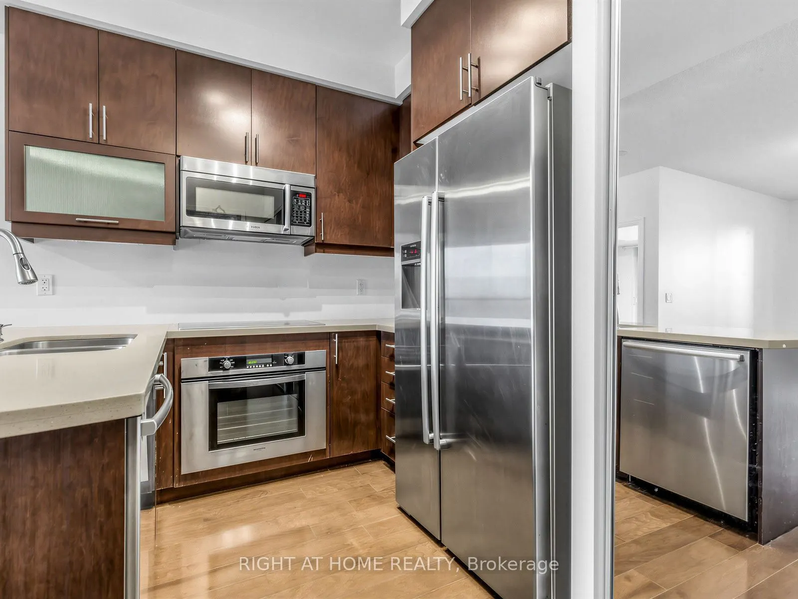 35 Balmuto Street #1810
