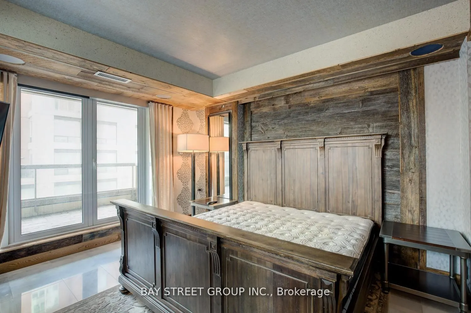68 Yorkville Avenue #301