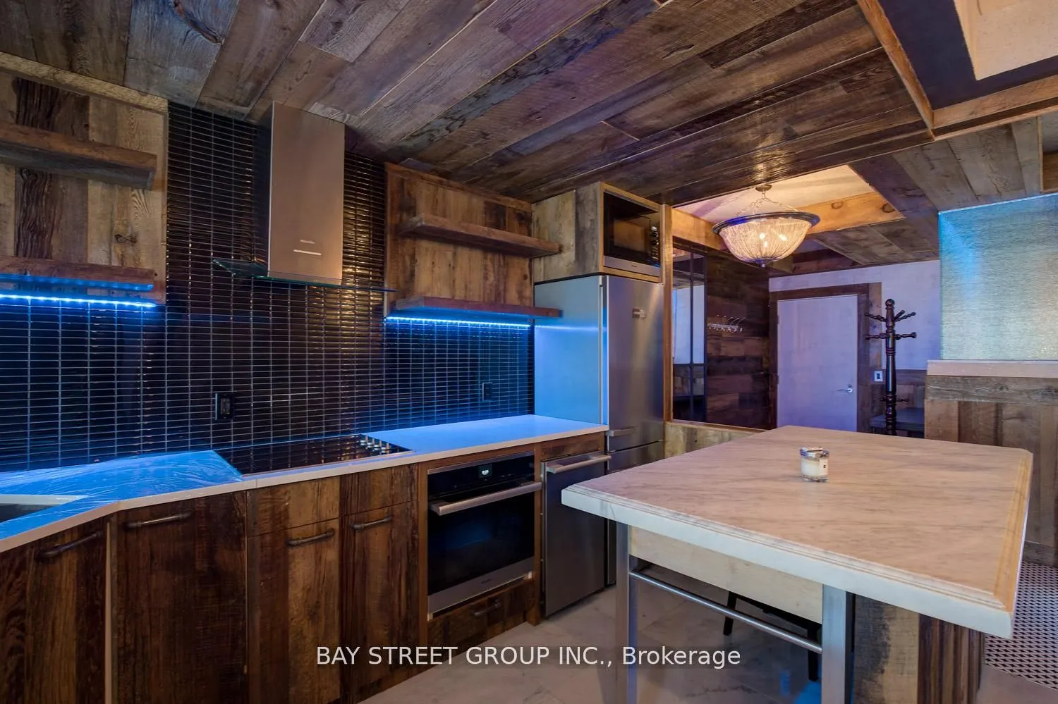 68 Yorkville Avenue #301