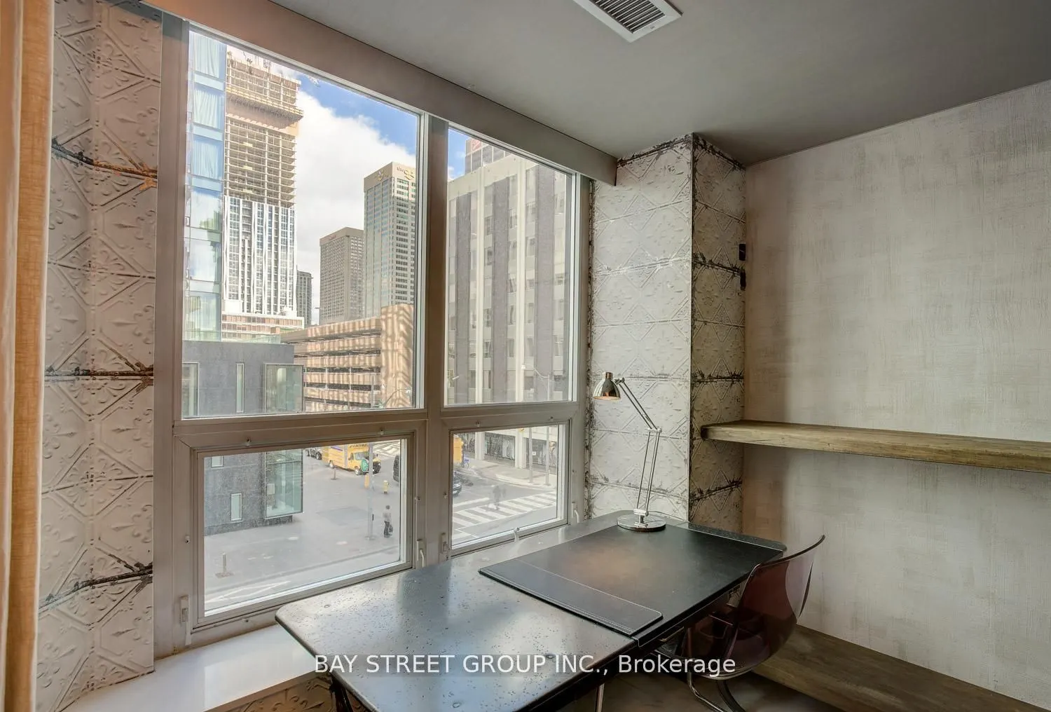 68 Yorkville Avenue #301