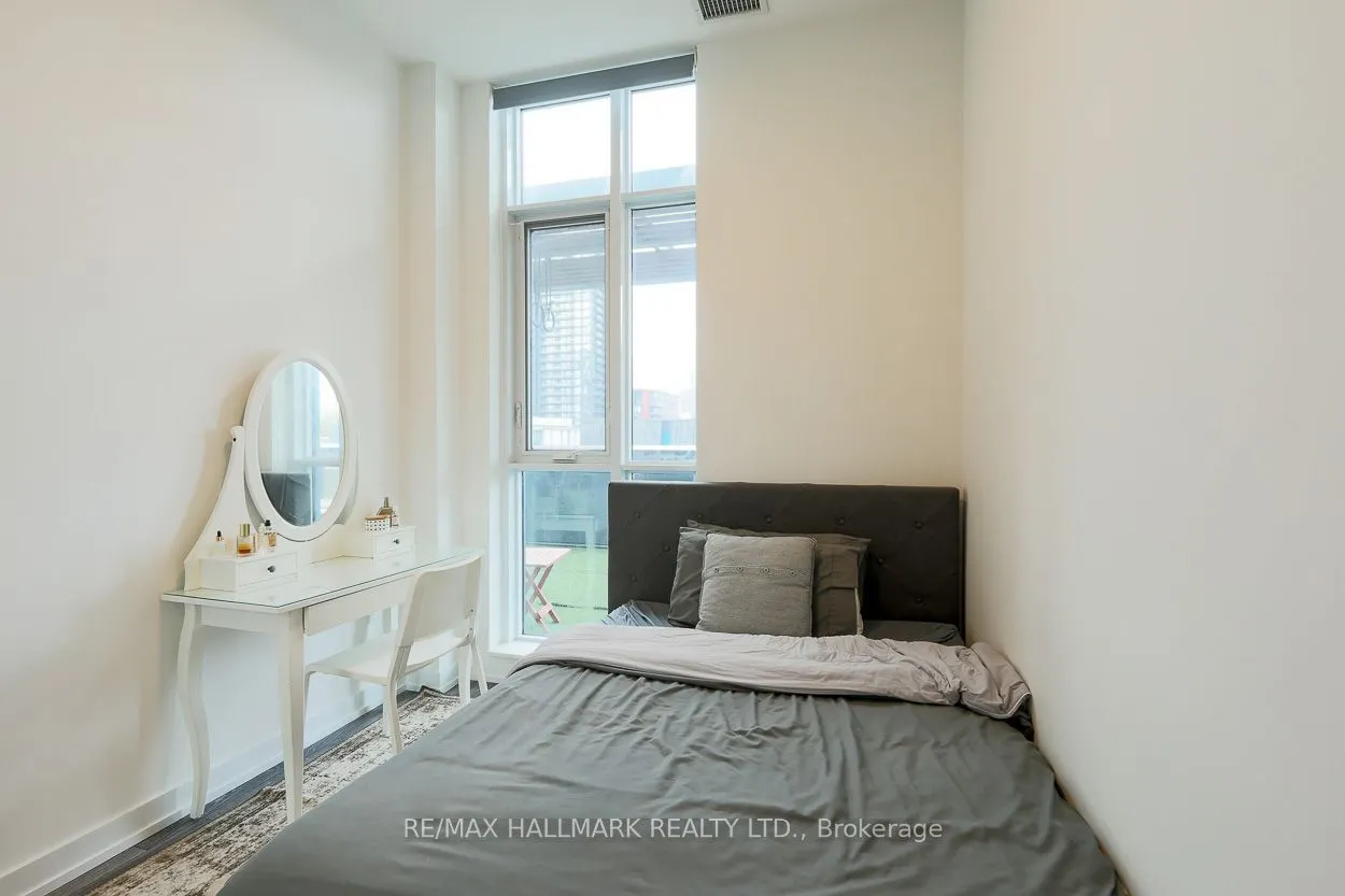 225 Sumach Street #405