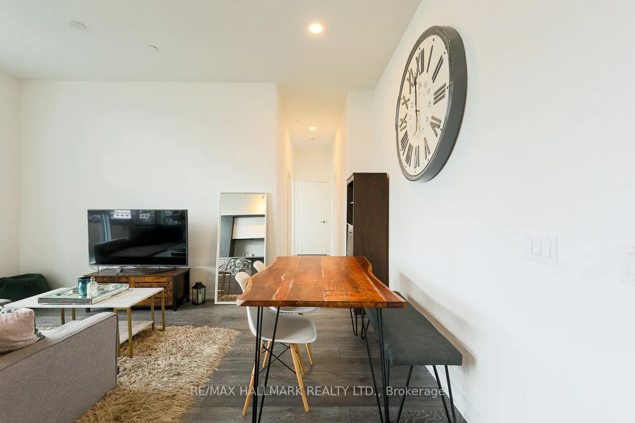 225 Sumach Street #405