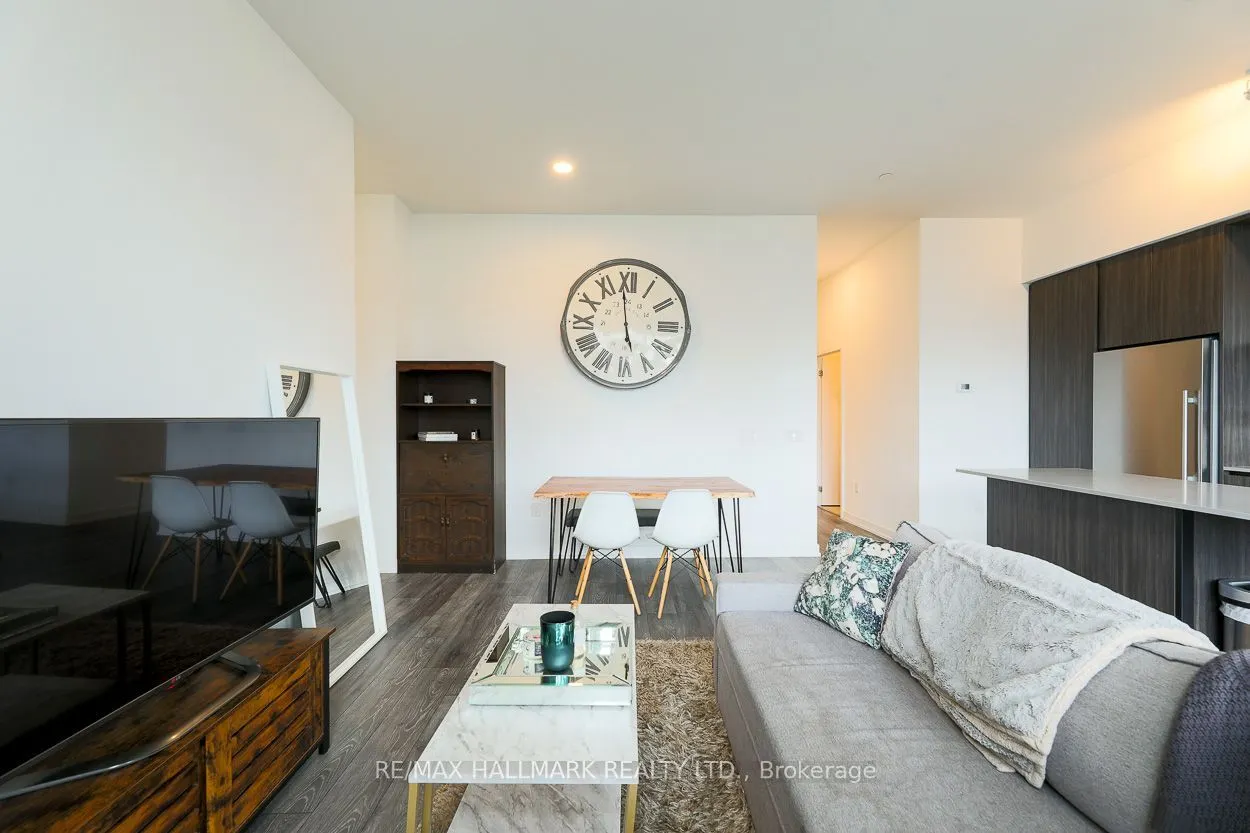 225 Sumach Street #405