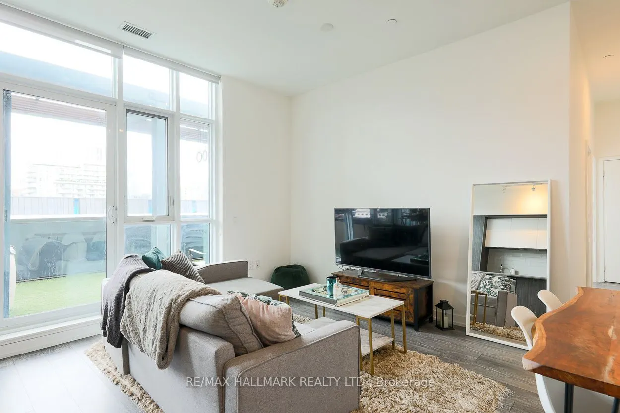 225 Sumach Street #405