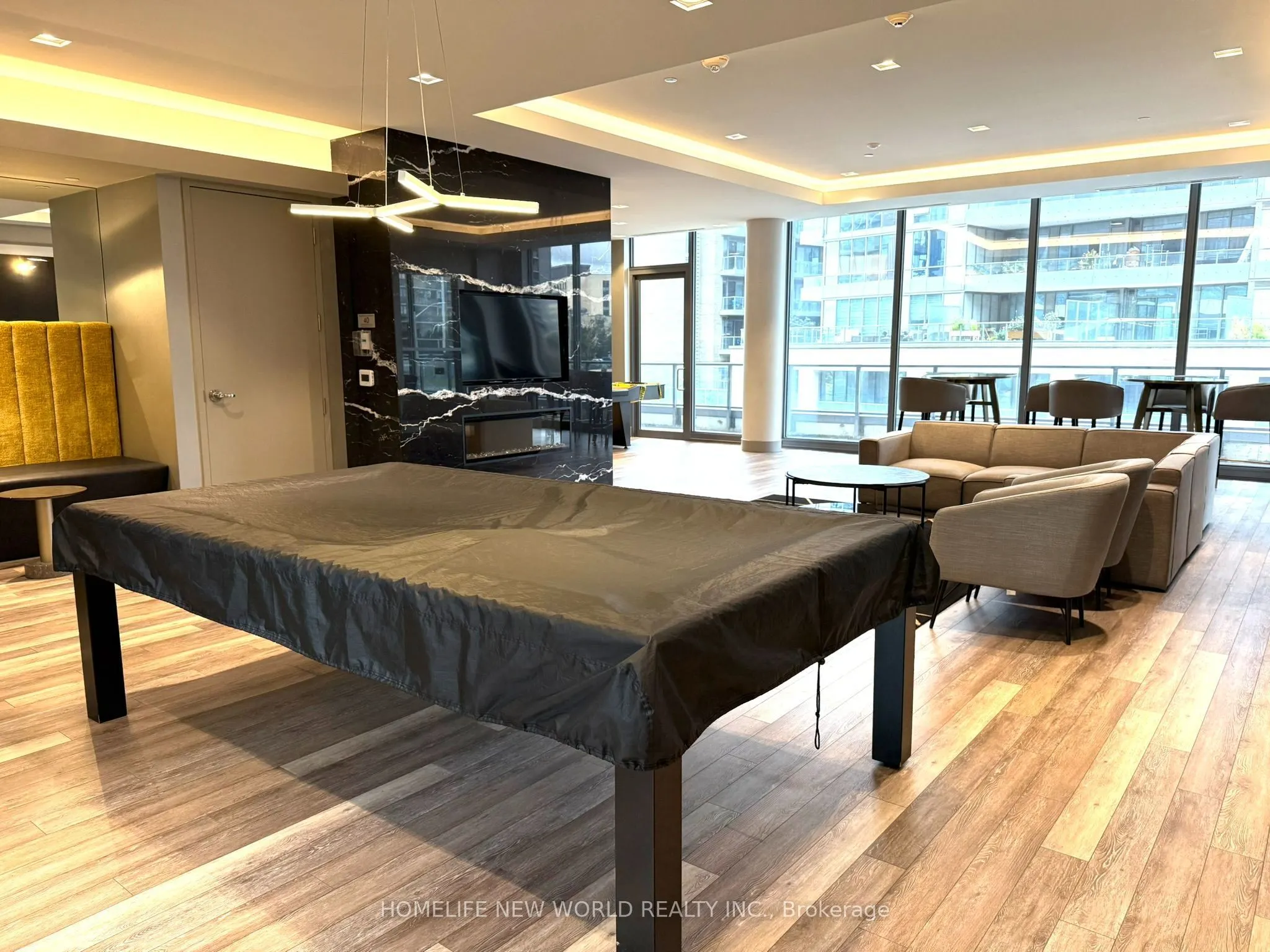 32 Forest Manor Road #1406