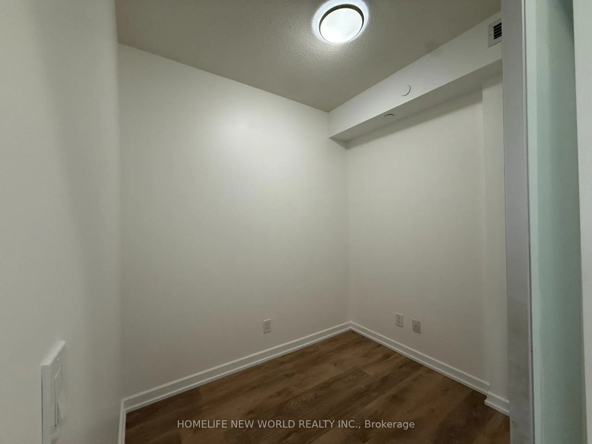 32 Forest Manor Road #1406