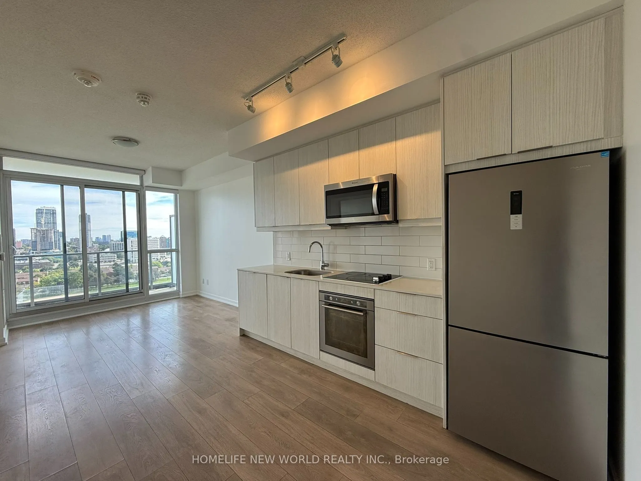 32 Forest Manor Road #1406