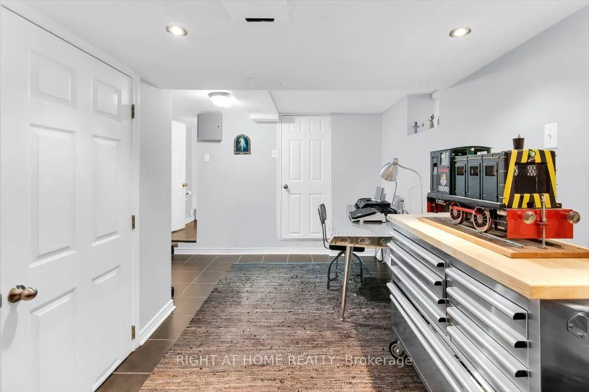 292 Arlington Avenue