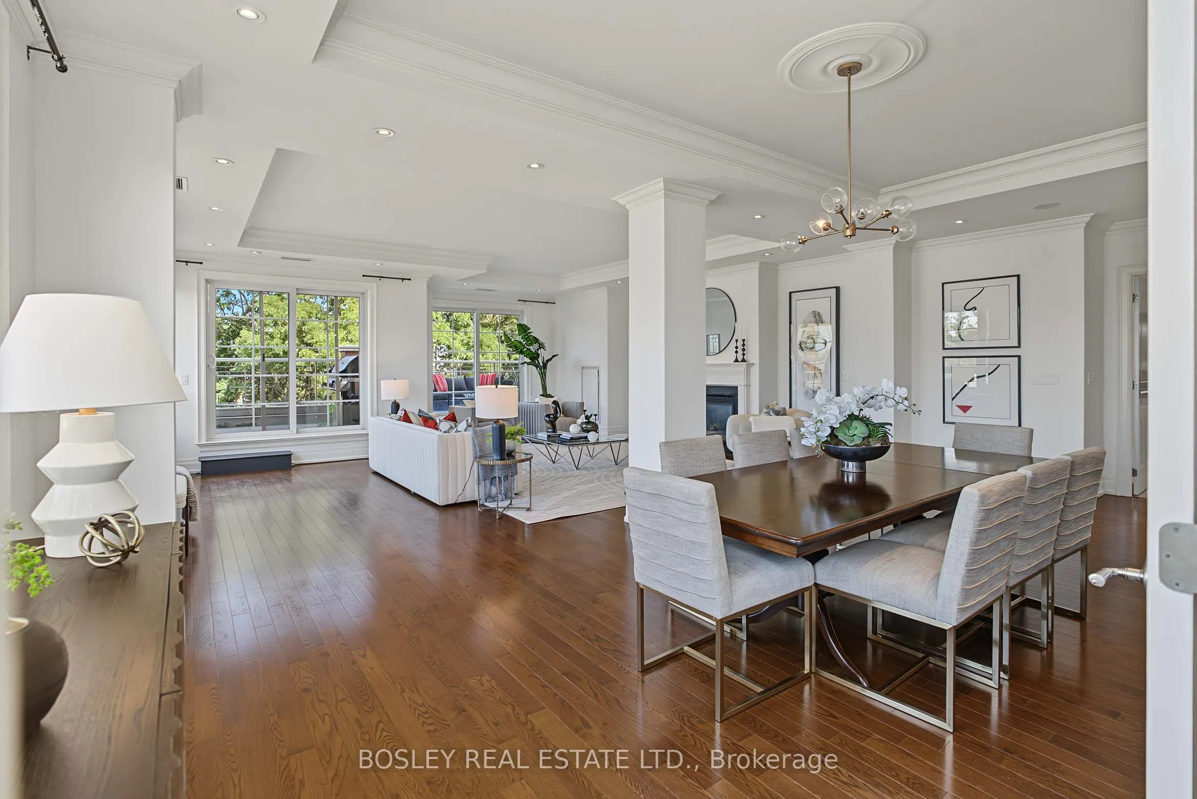 21 Burkebrook Place #504