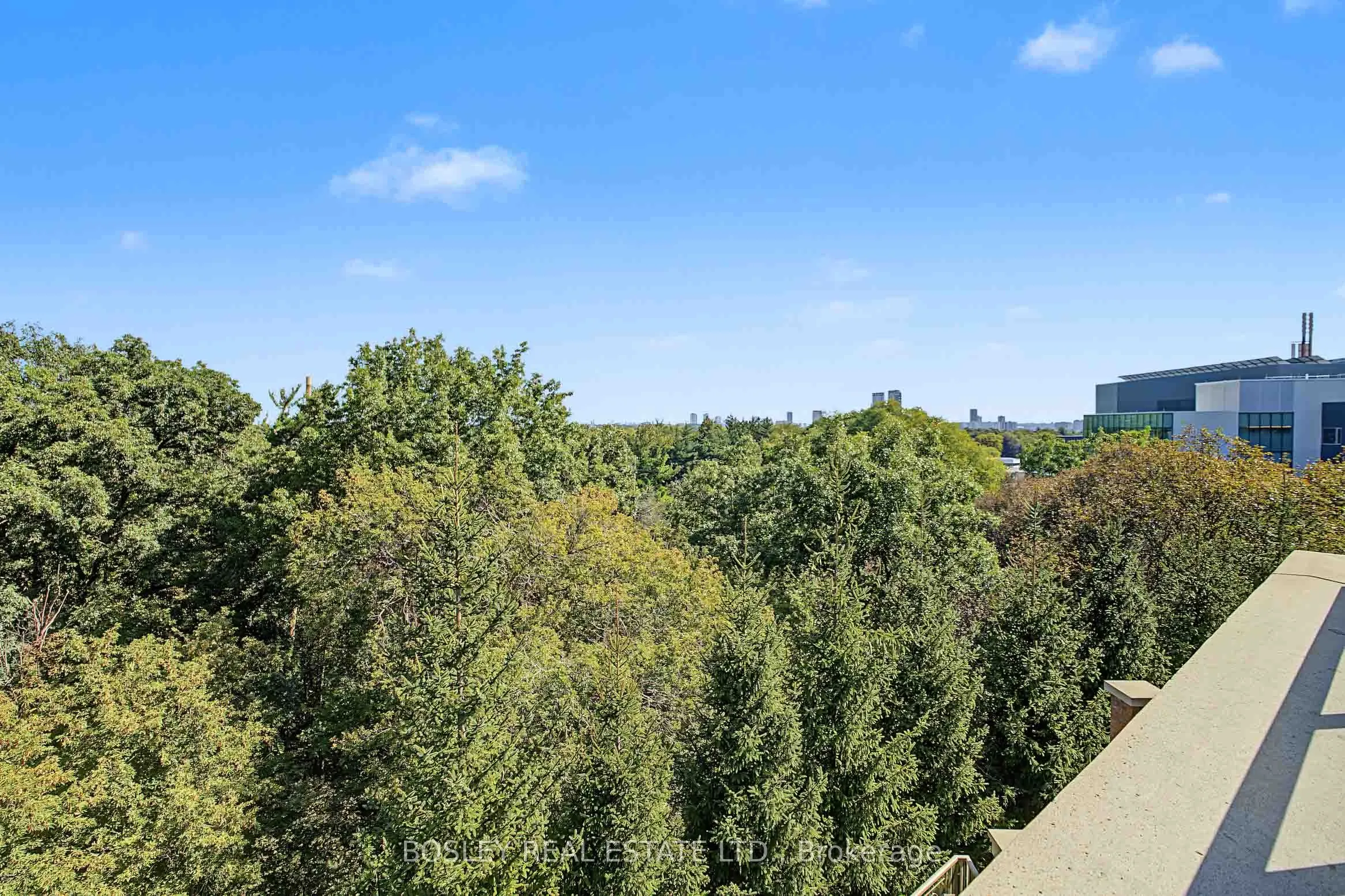 21 Burkebrook Place #504