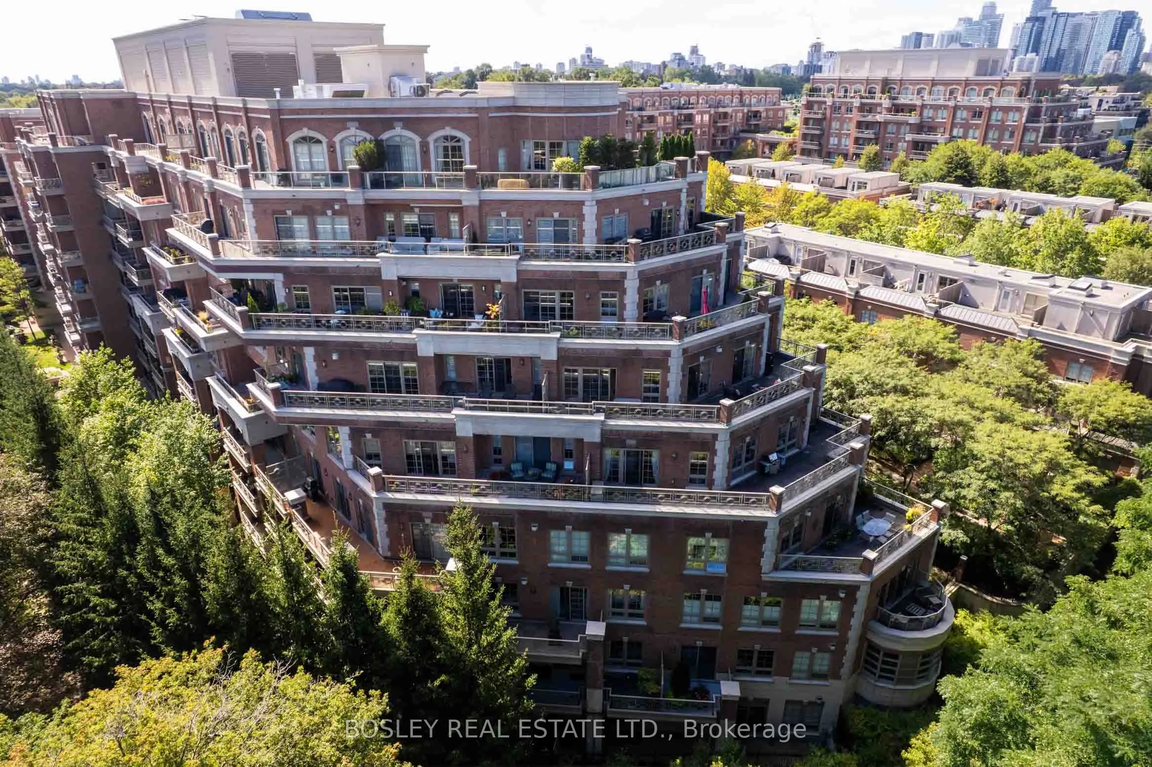 21 Burkebrook Place #504