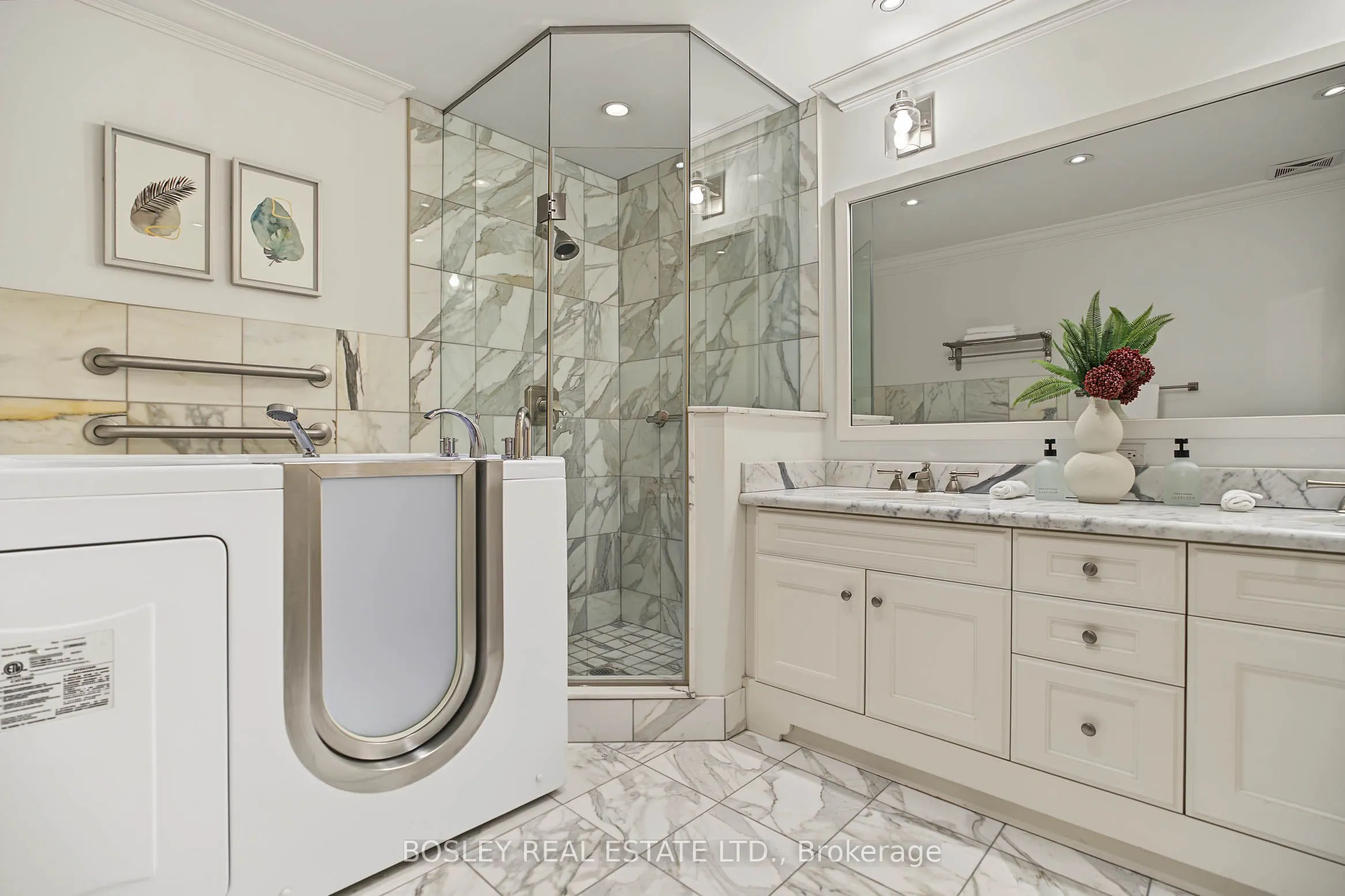 21 Burkebrook Place #504