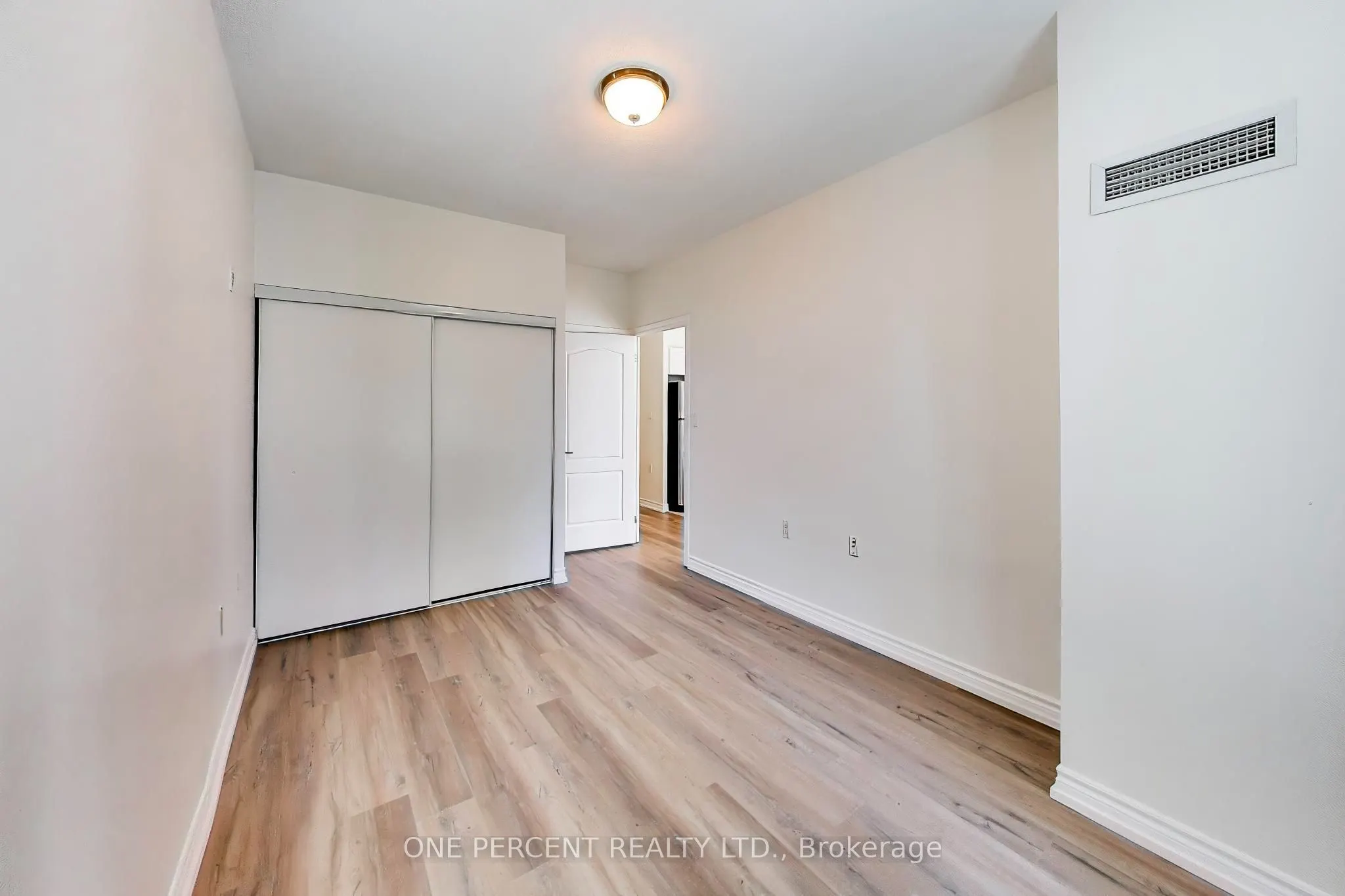 3840 Bathurst Street #109
