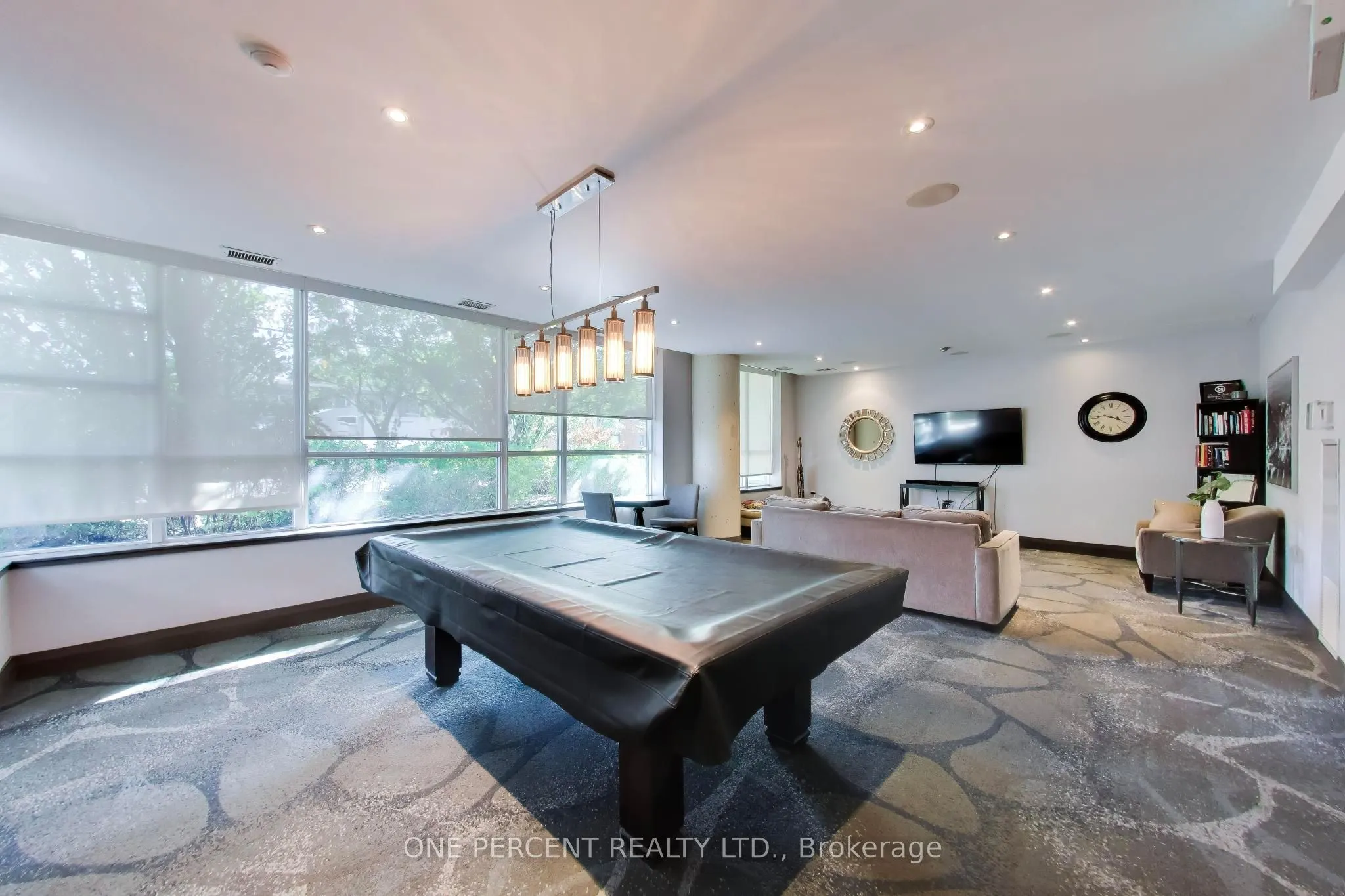 3840 Bathurst Street #109