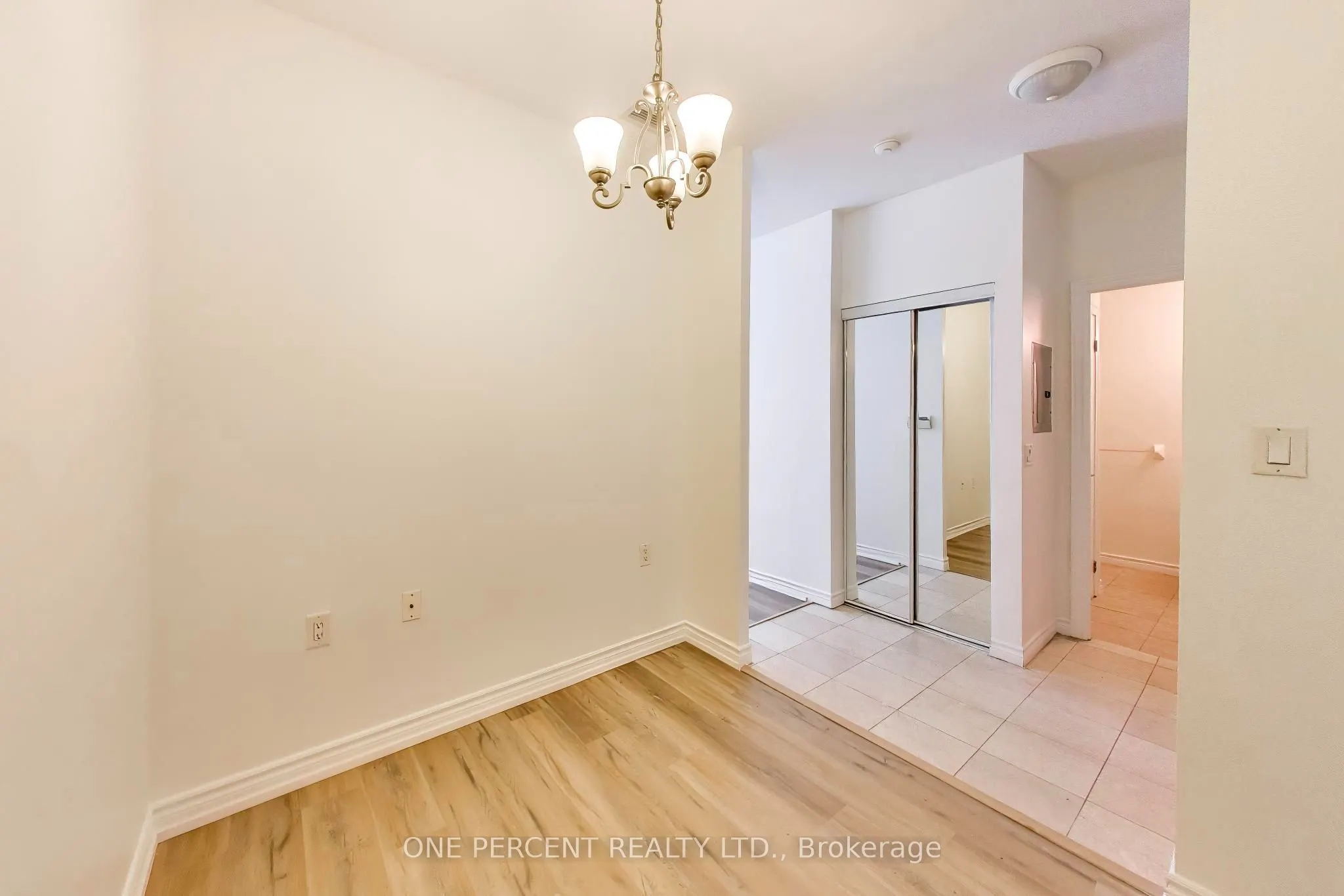 3840 Bathurst Street #109