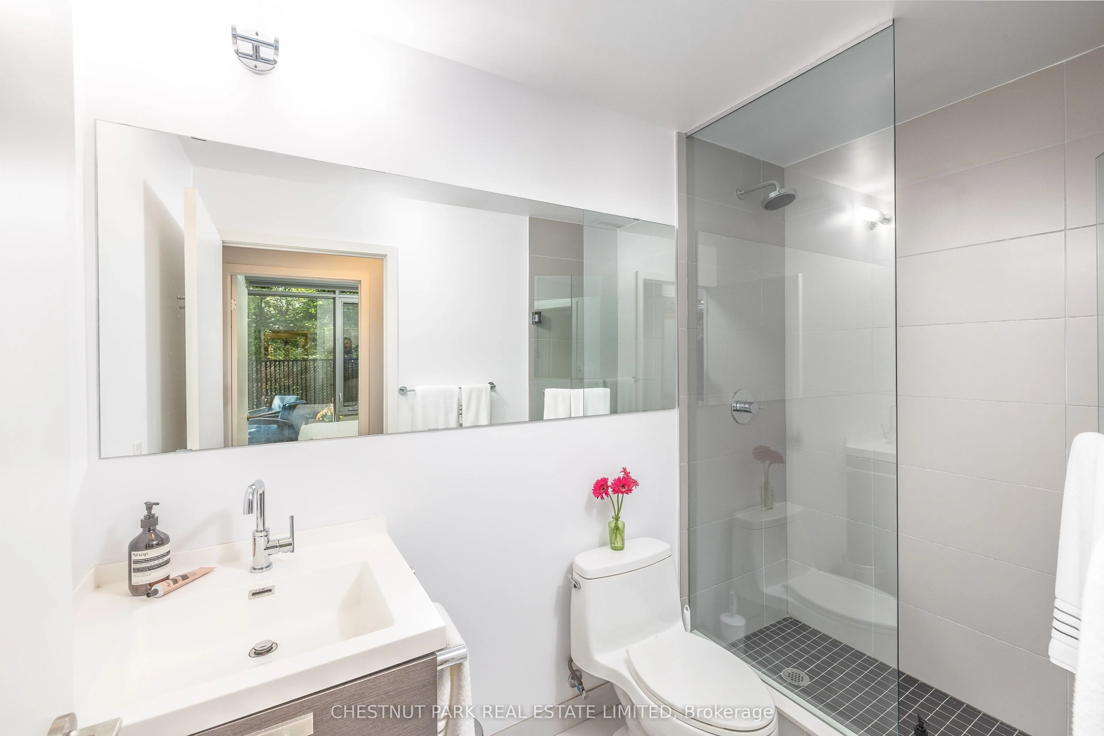 1815 Yonge Street #205