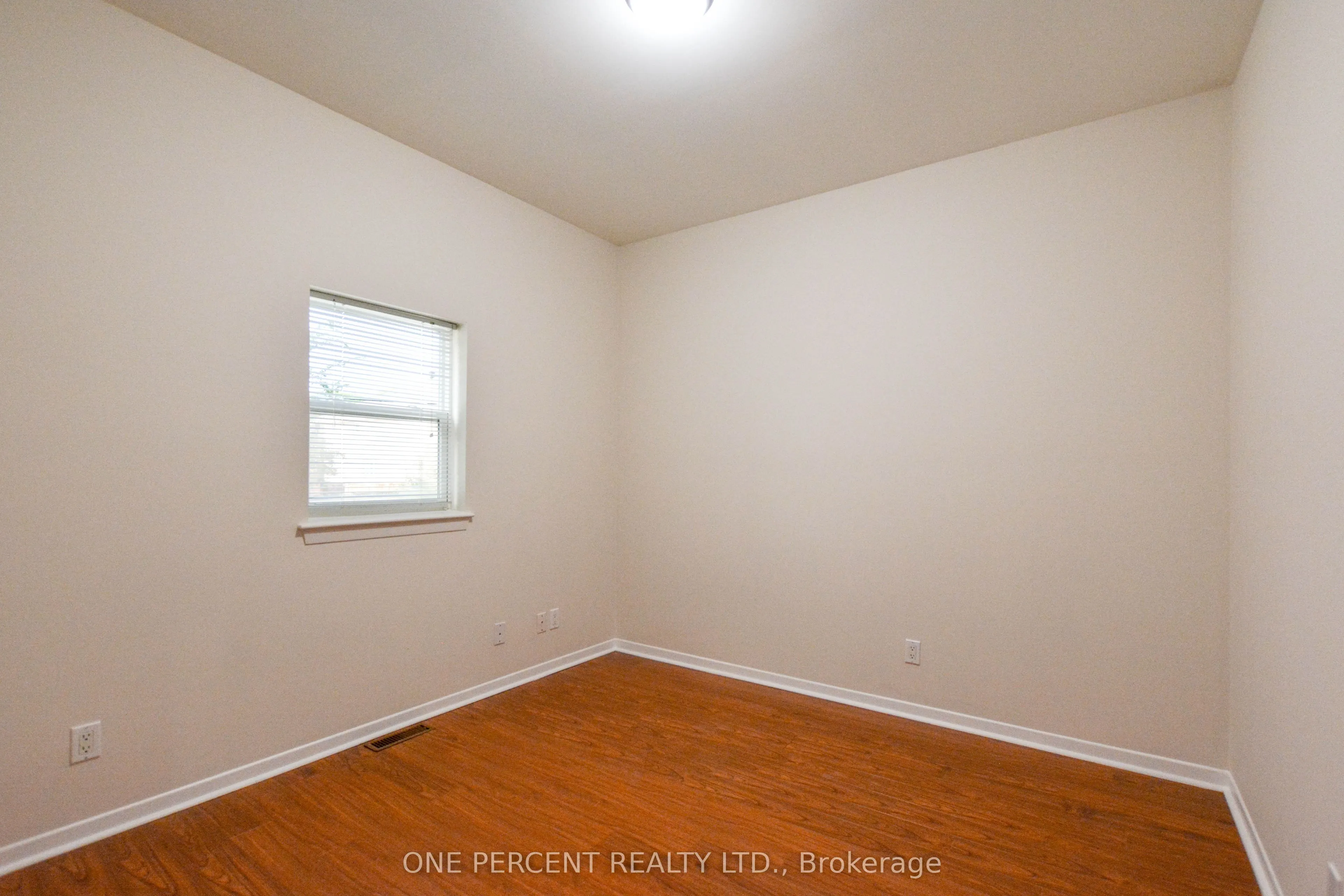 204 Sheppard Avenue W