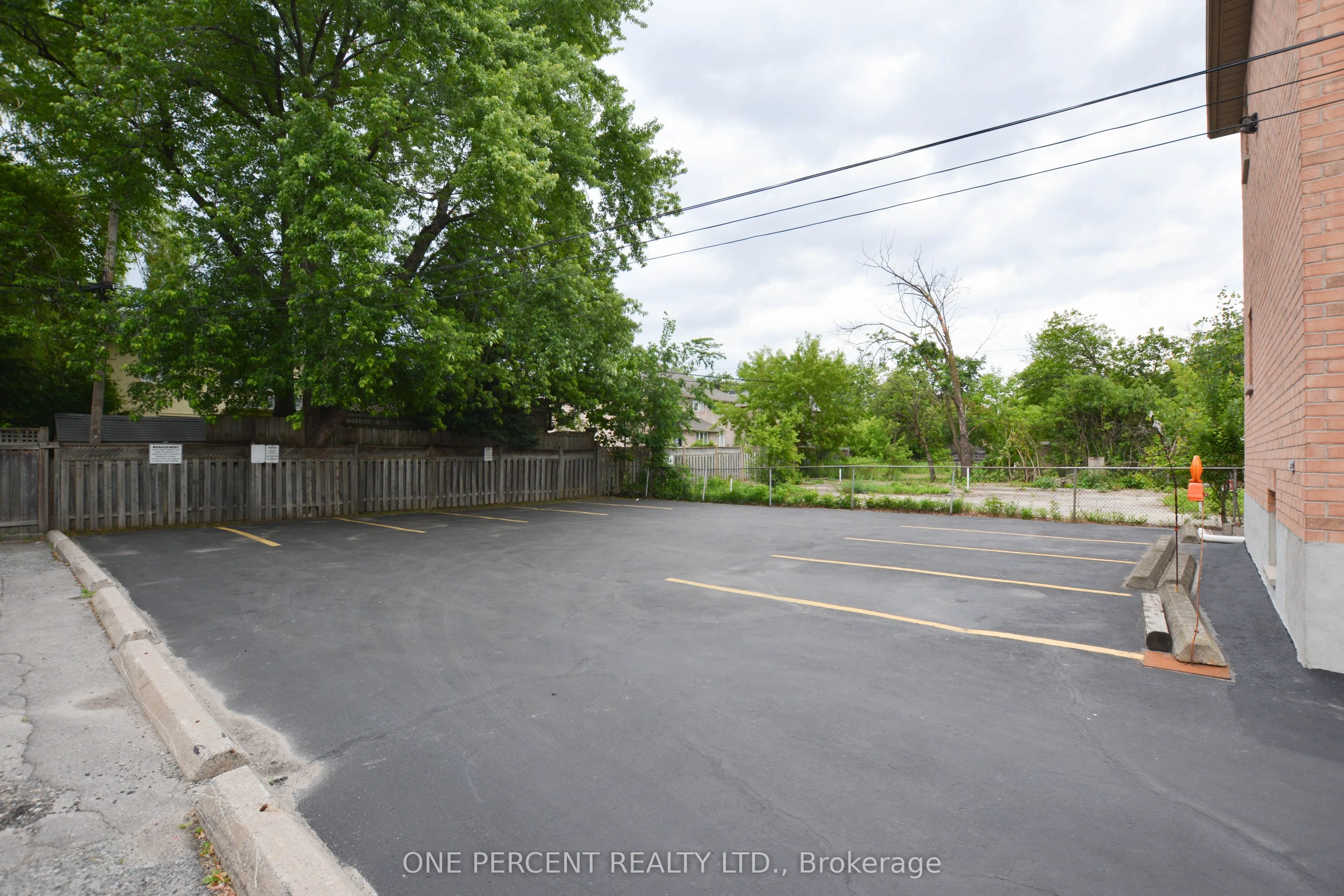 204 Sheppard Avenue W