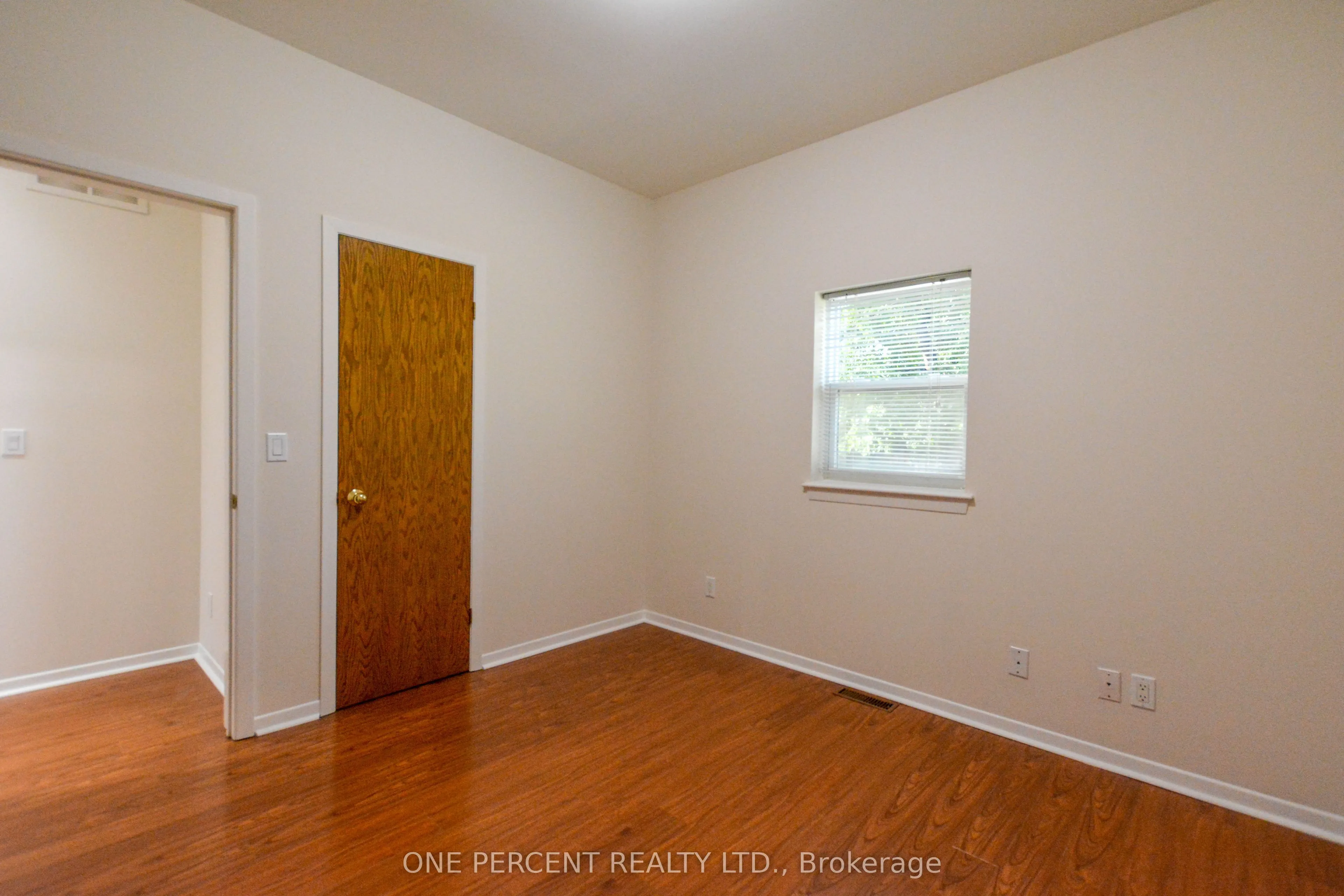 204 Sheppard Avenue W